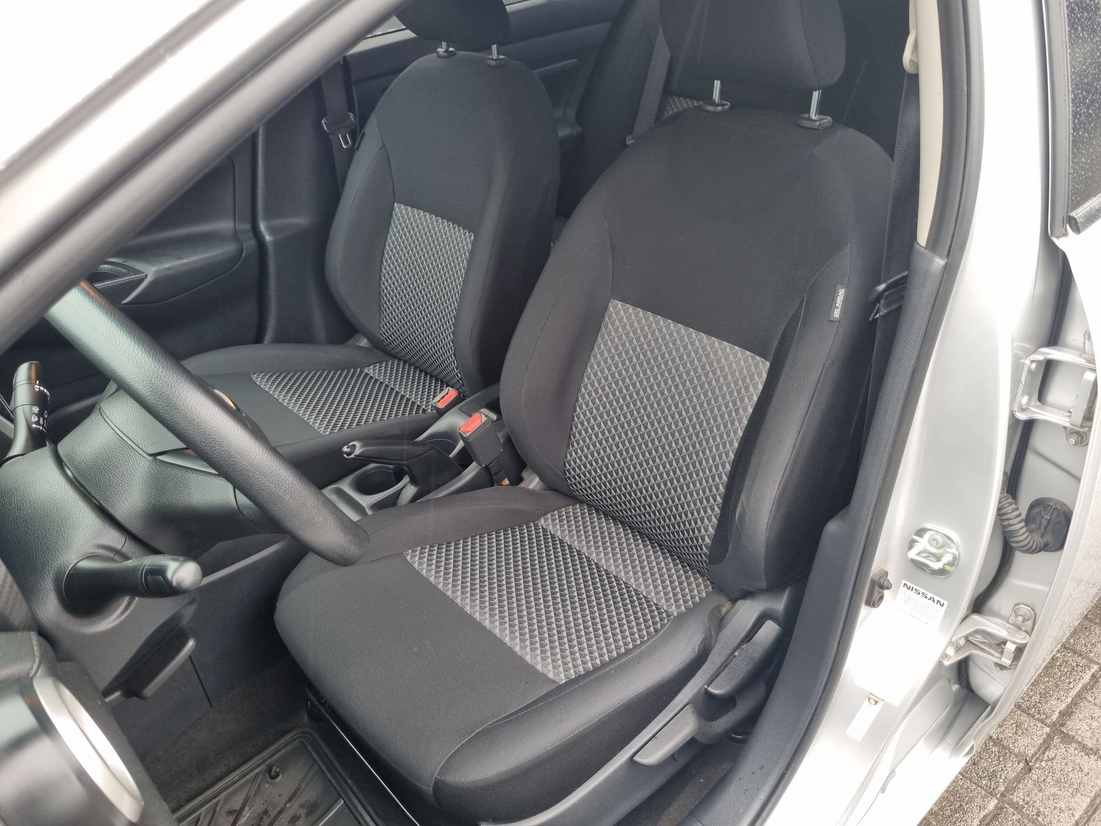 Nissan VERSA NEW VERSA SENSE 1.6 2023 - Imagen 17 de 20