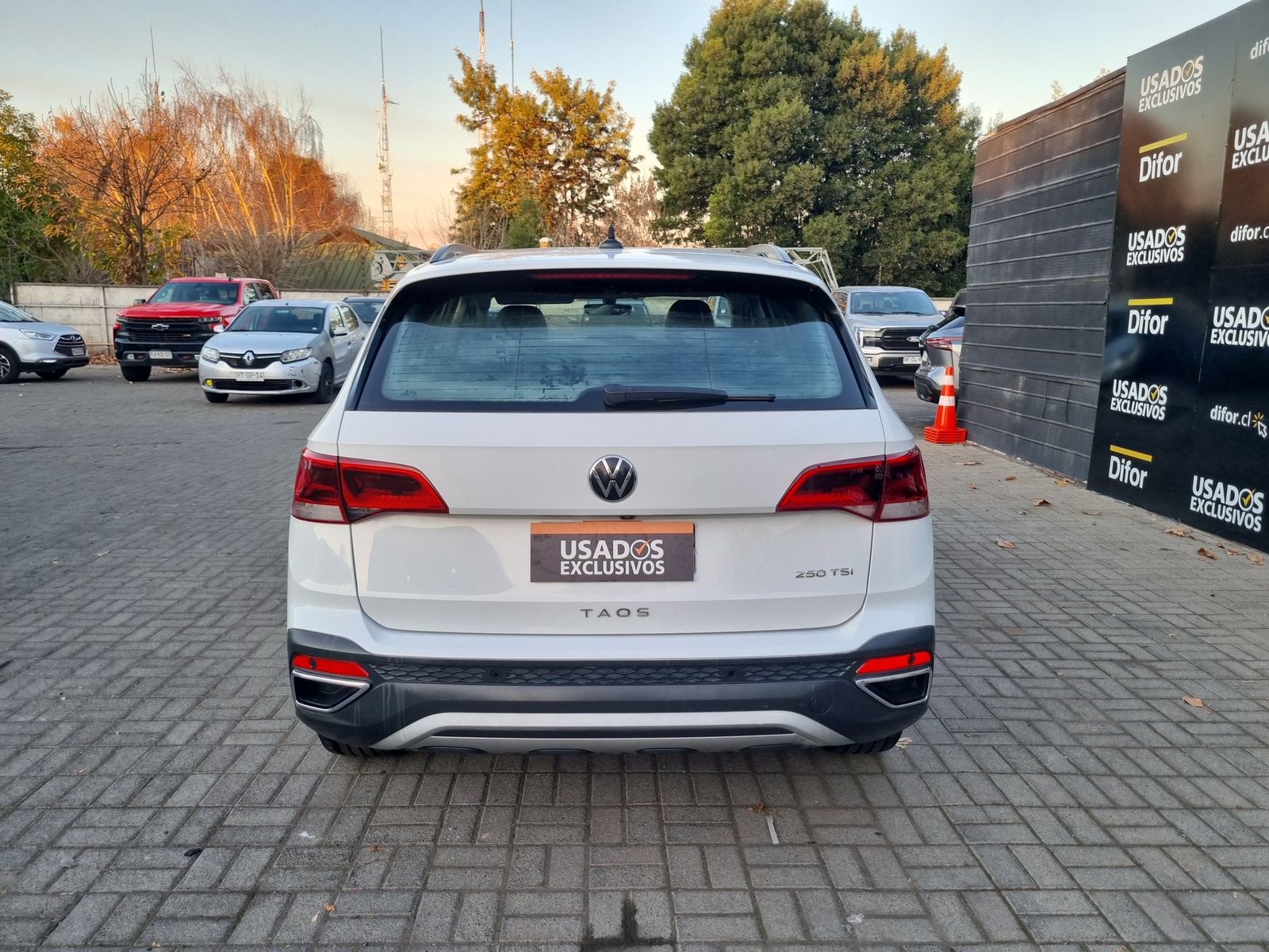Volkswagen TAOS TSI 1.4 AT 2023 - Imagen 7 de 20