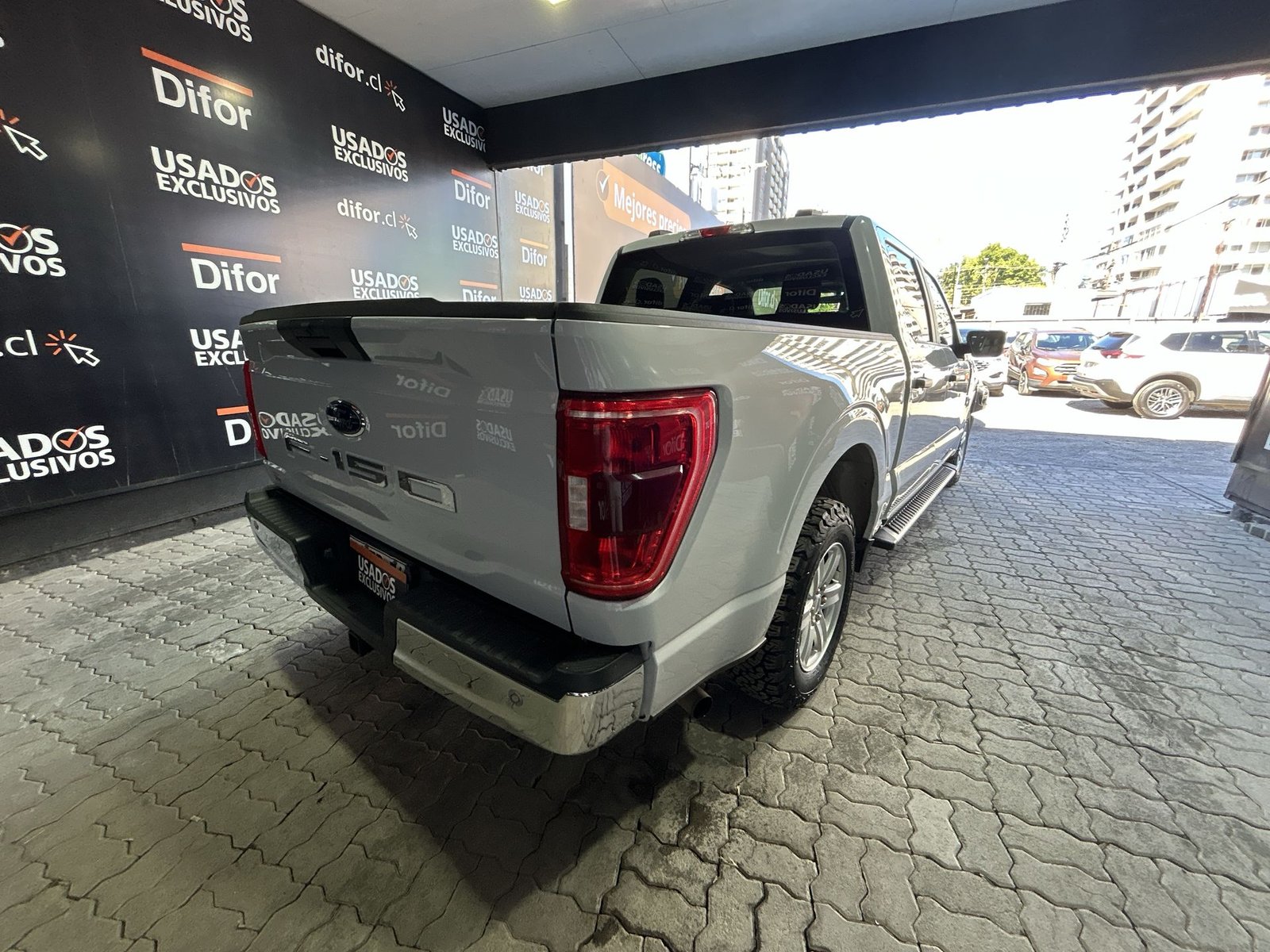 Ford F-150 2023 - Imagen 10 de 20