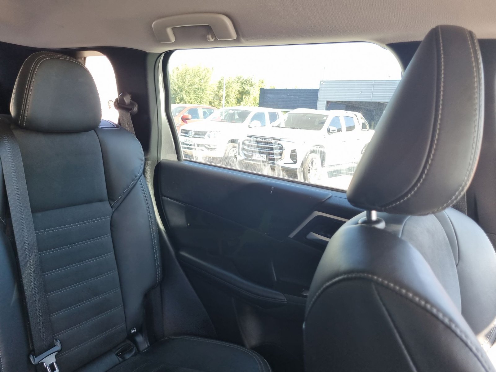 Mitsubishi OUTLANDER GLX 2.5 AUT 2023 - Imagen 15 de 20