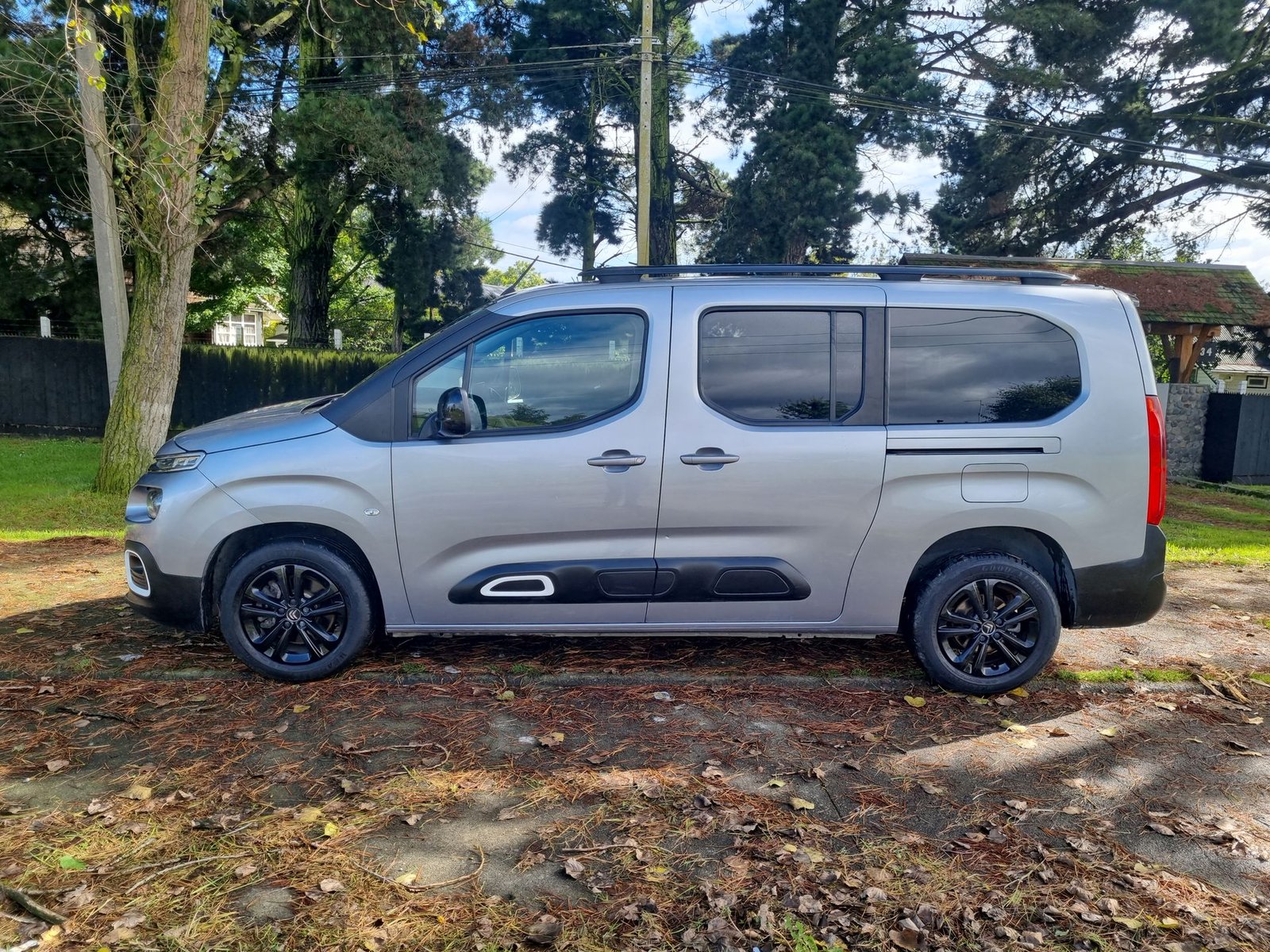 Citroen BERLINGO NEW BERLINGO 3 1.5 AUT 2023 - Imagen 13 de 20
