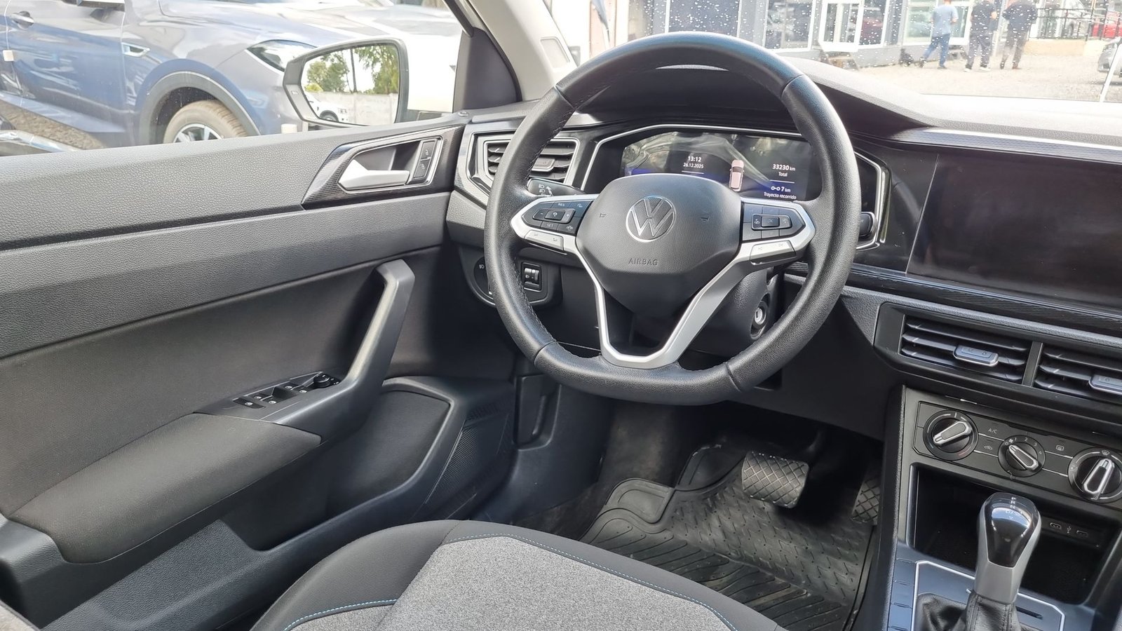 Volkswagen VIRTUS TSI 1.0 AUT 2024 - Imagen 17 de 20