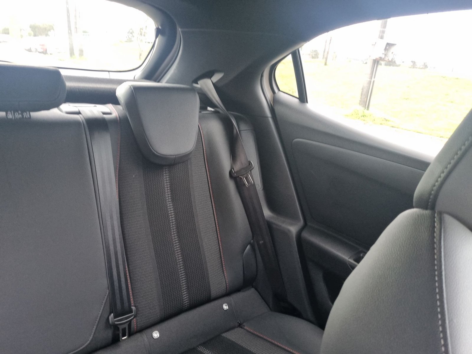 Opel MOKKA GS 1.2T AT8 2025 - Imagen 19 de 20