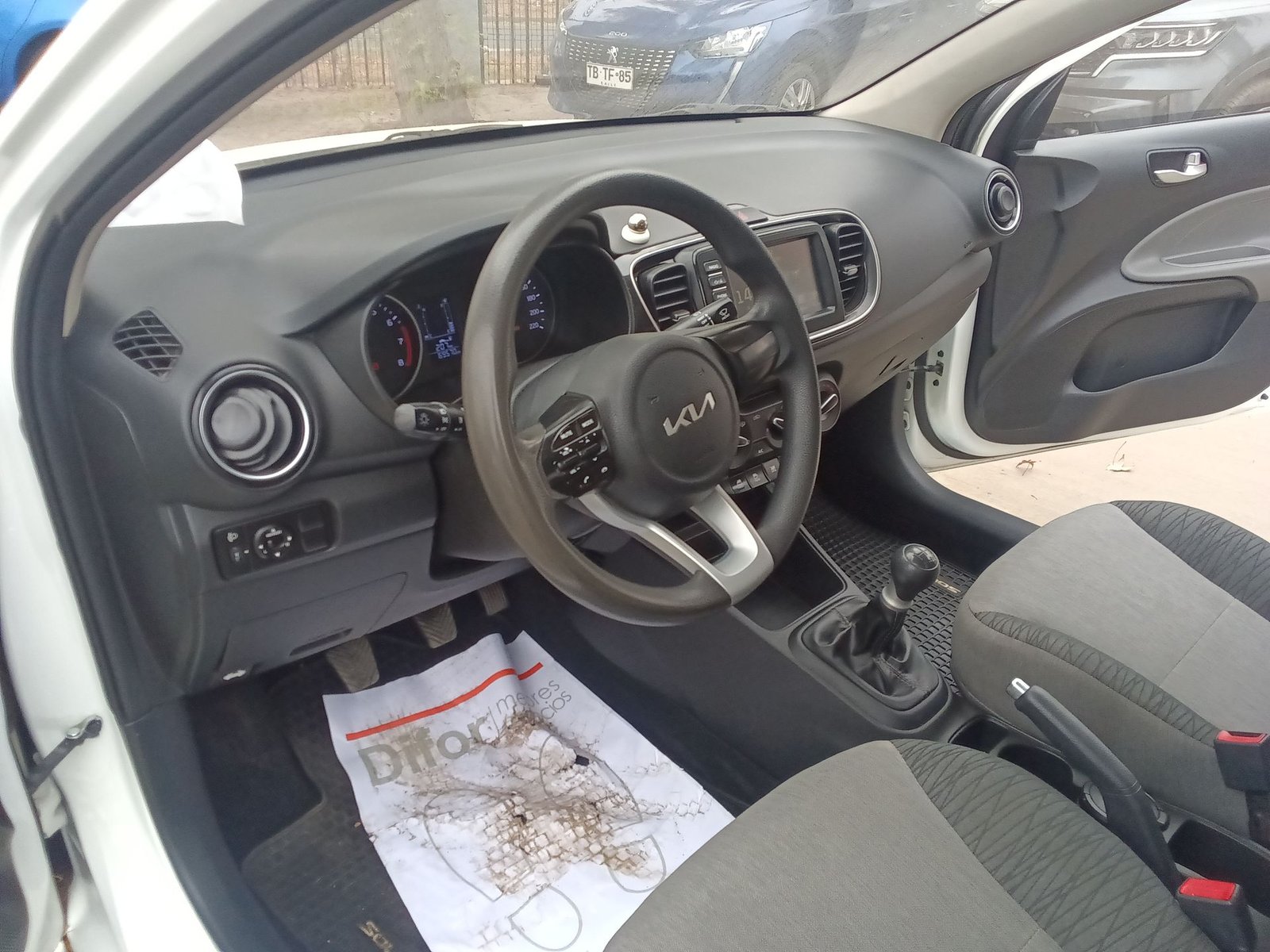 Kia SOLUTO LX 1.4 2022 - Imagen 10 de 15