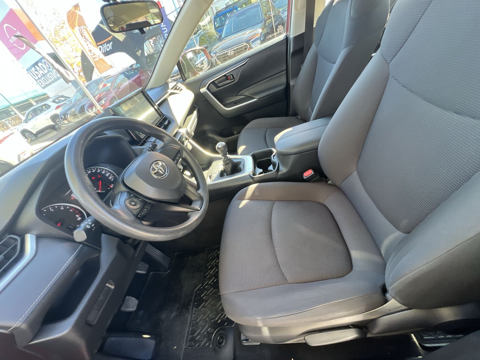 Toyota RAV4 2023 - Imagen 11 de 20