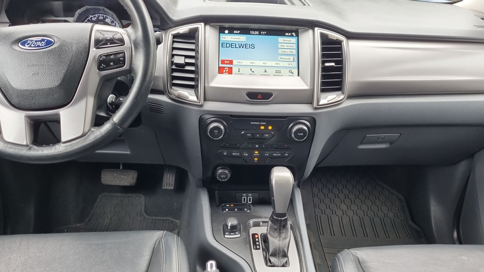 Ford RANGER LTD 4X4 3.2 AT 2019 - Imagen 10 de 20