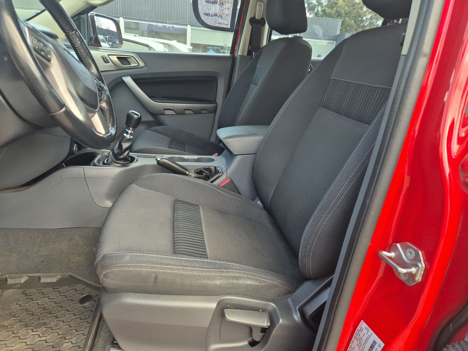 Ford RANGER XLT DCAB 3.2 2018 - Imagen 15 de 20
