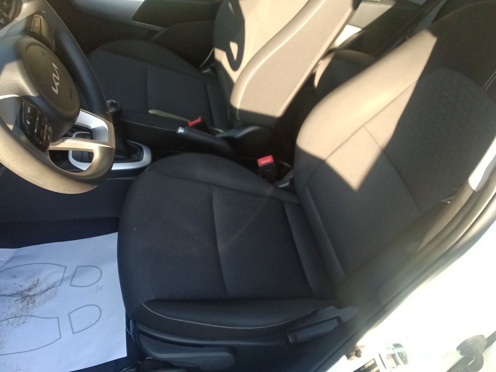 Kia MORNING MPI 1.2 2023 - Imagen 17 de 20