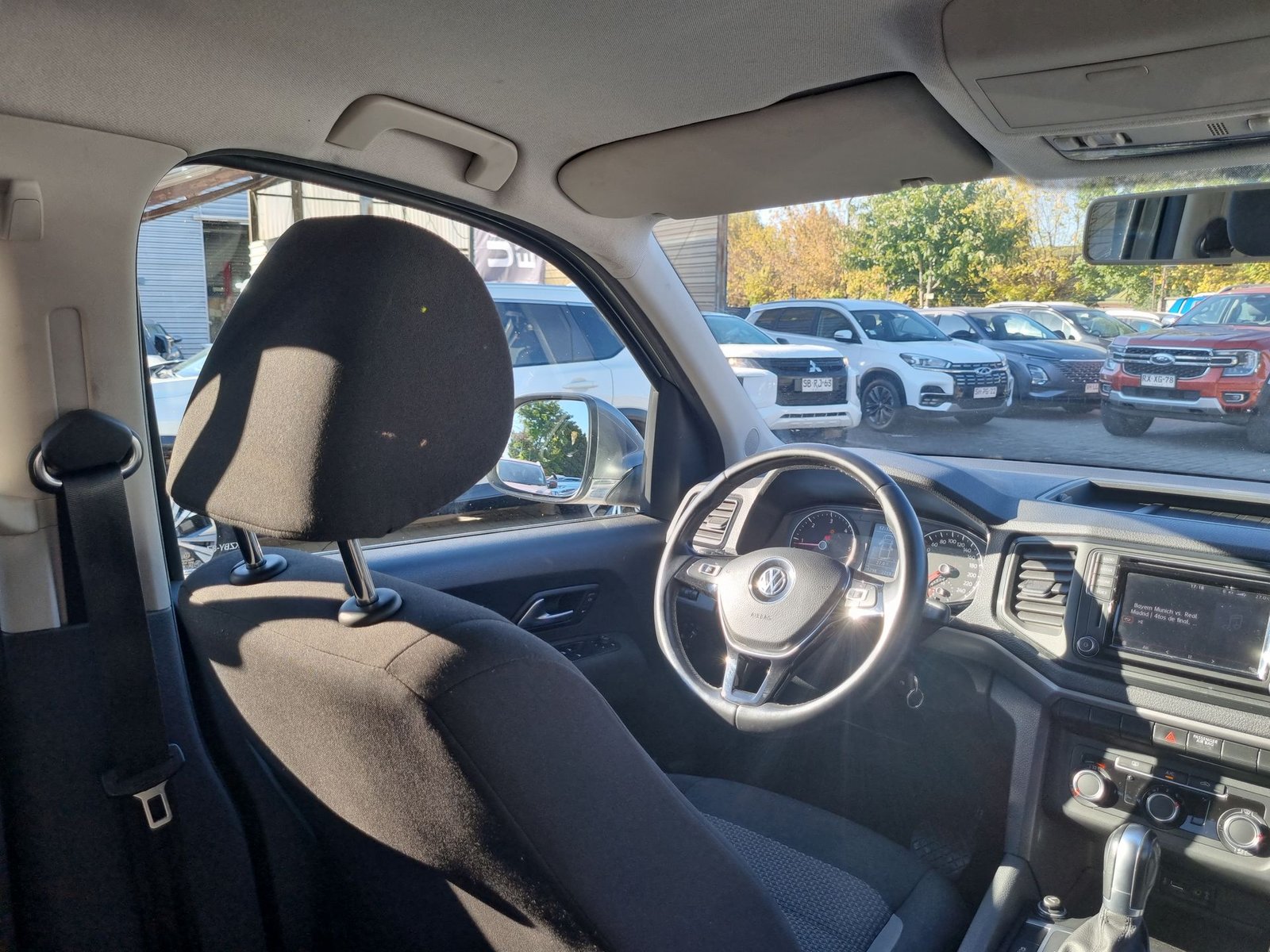 Volkswagen AMAROK 4X4 2.0 AUT 2019 - Imagen 15 de 20
