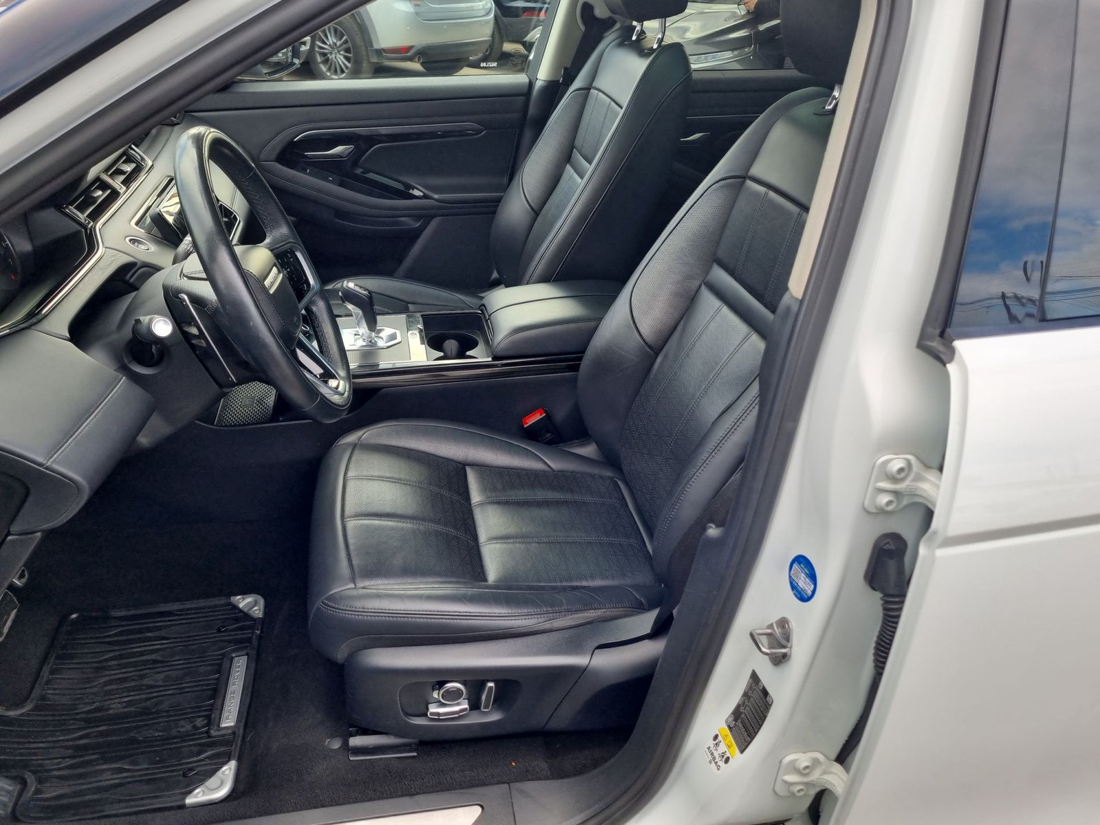 Land-rover RANGE ROVER EVOQUE EVOQUE SE 2.0 2023 - Imagen 17 de 20