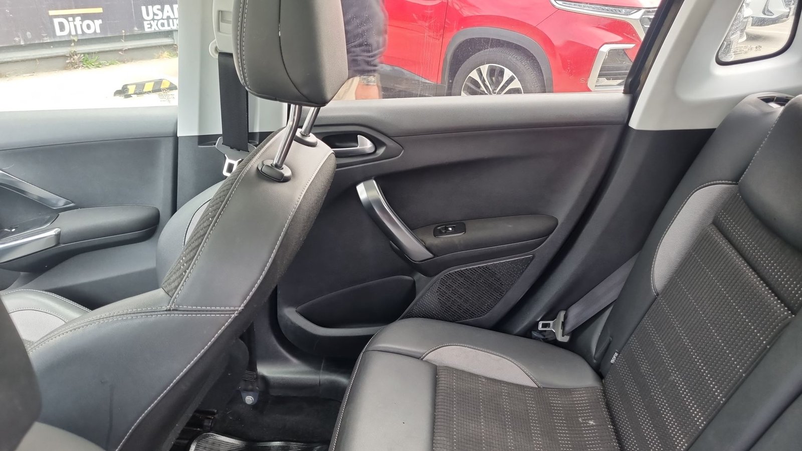 Peugeot 2008 2019 - Imagen 16 de 20