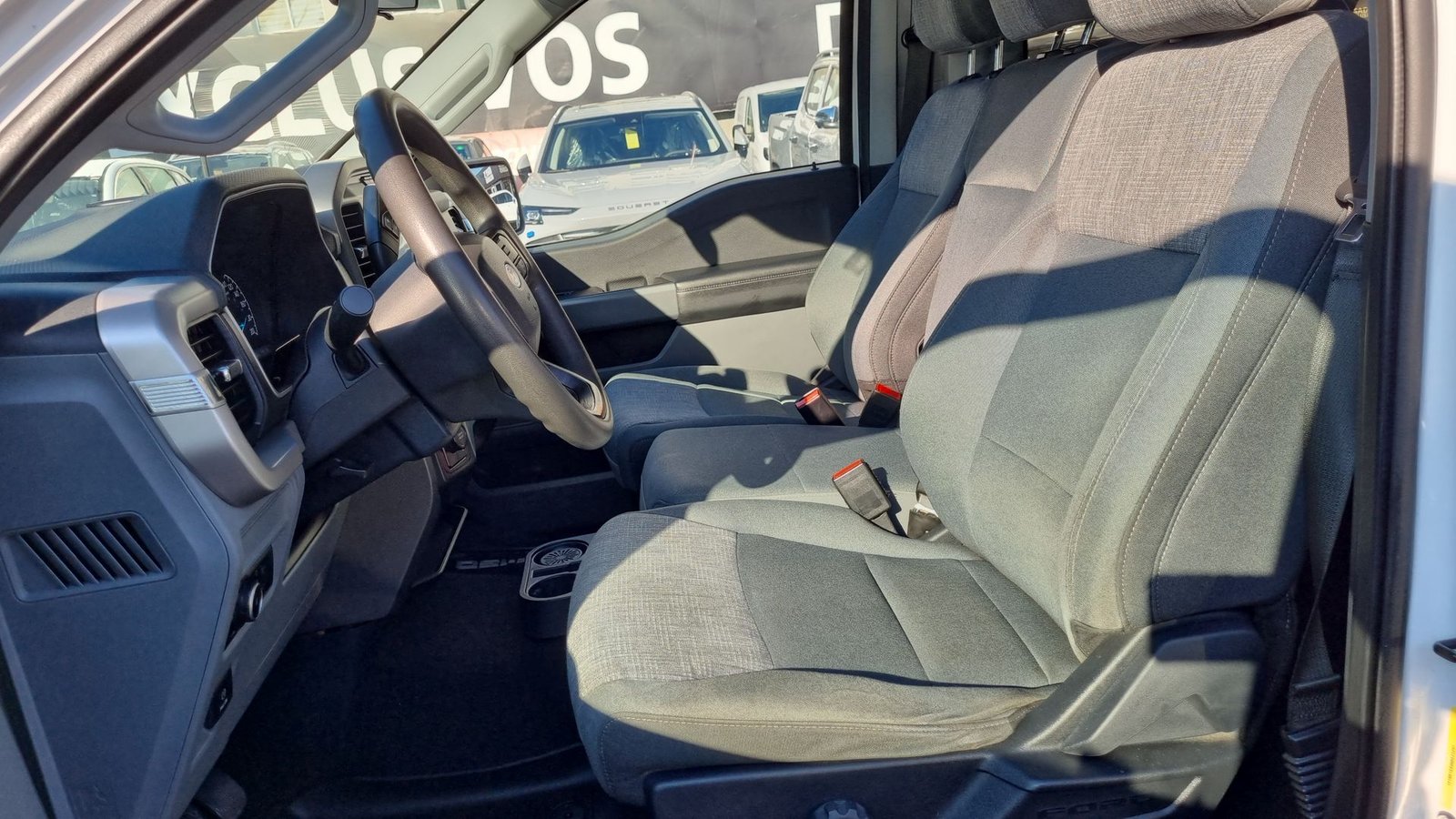 Ford F-150 2023 - Imagen 19 de 20