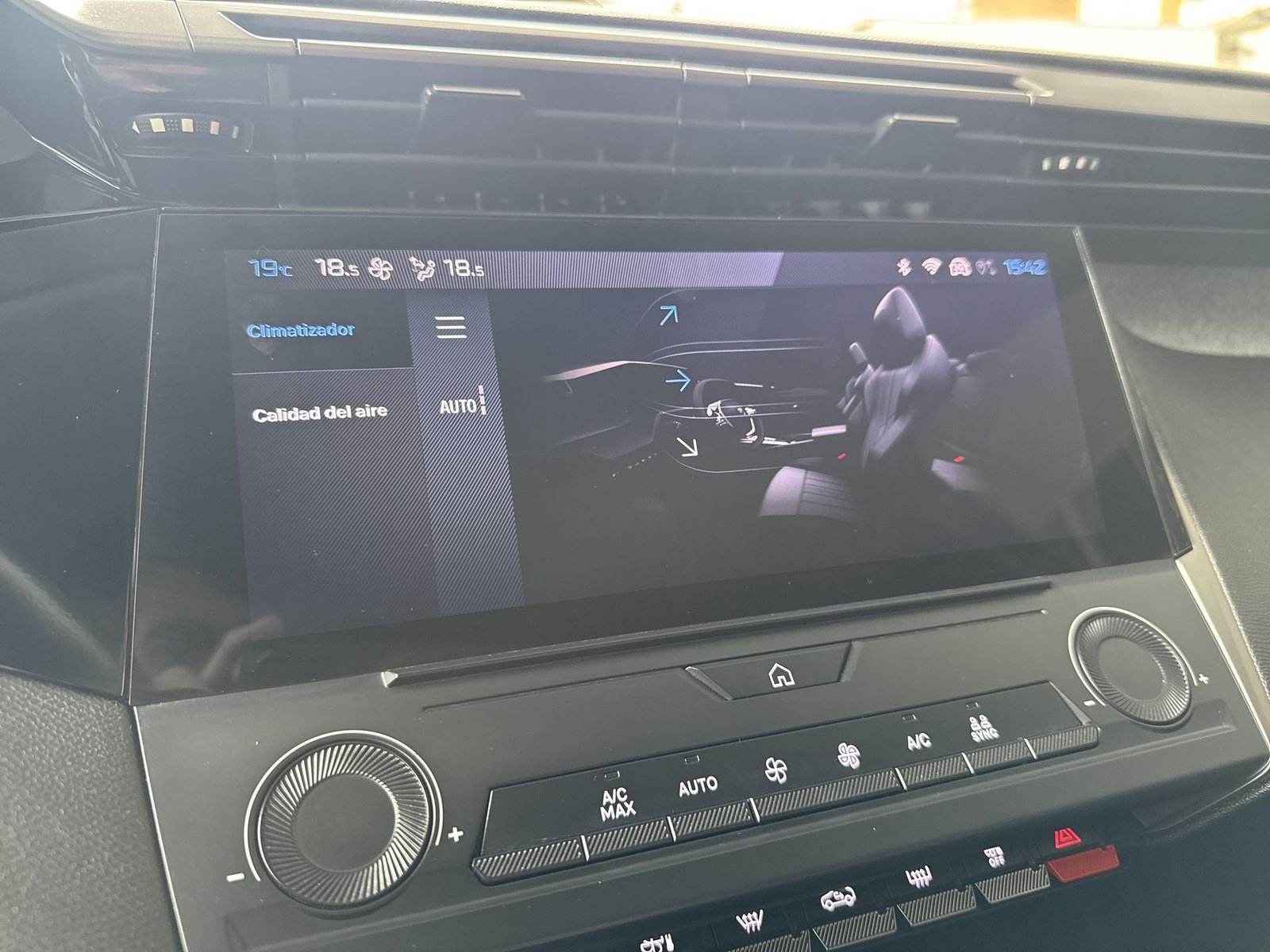Peugeot 308 BLUEHDI 1.5 AUT 2024 - Imagen 19 de 20