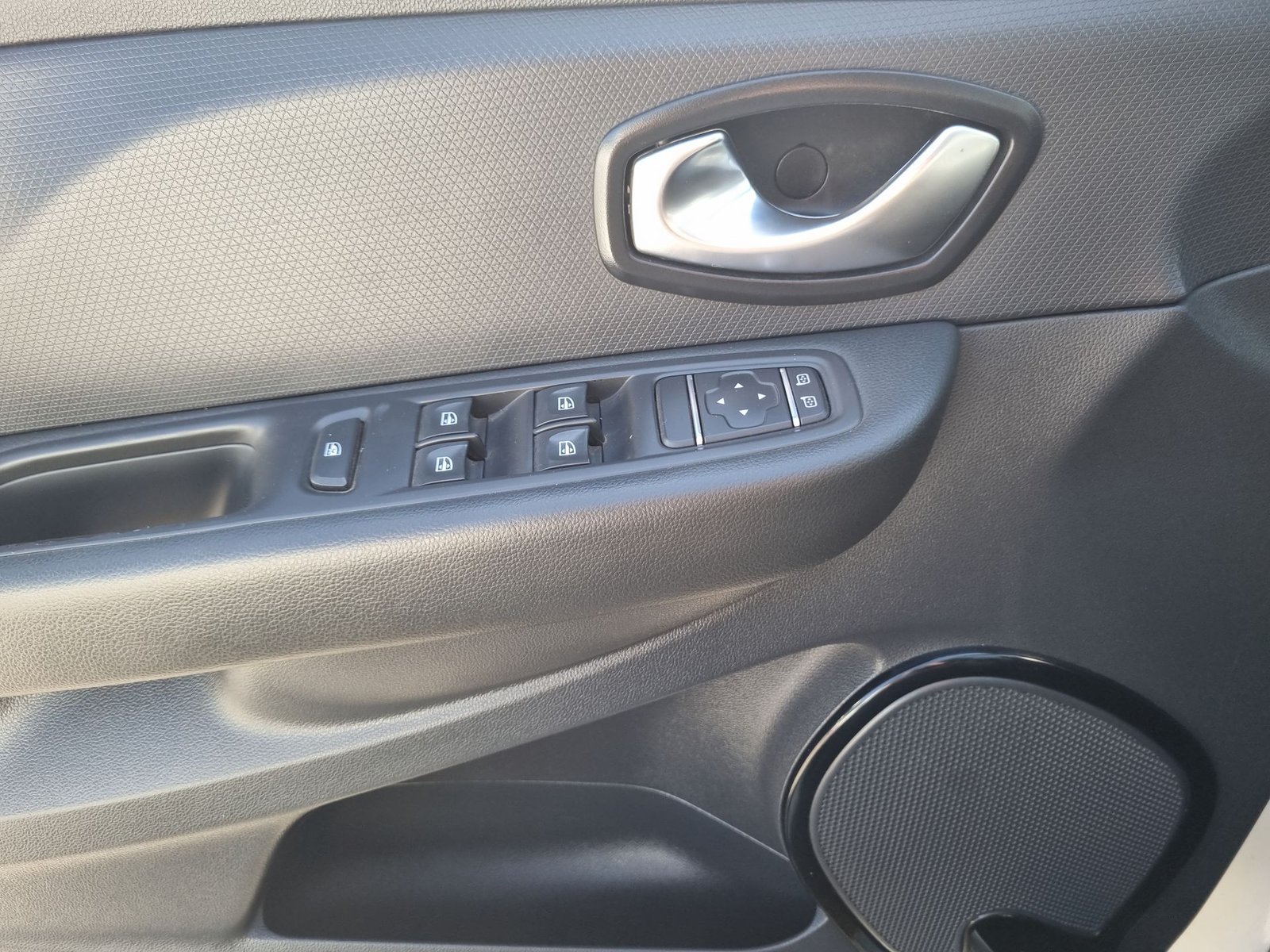 Renault CLIO HB EXPRESSION 1.2 2017 - Imagen 19 de 20