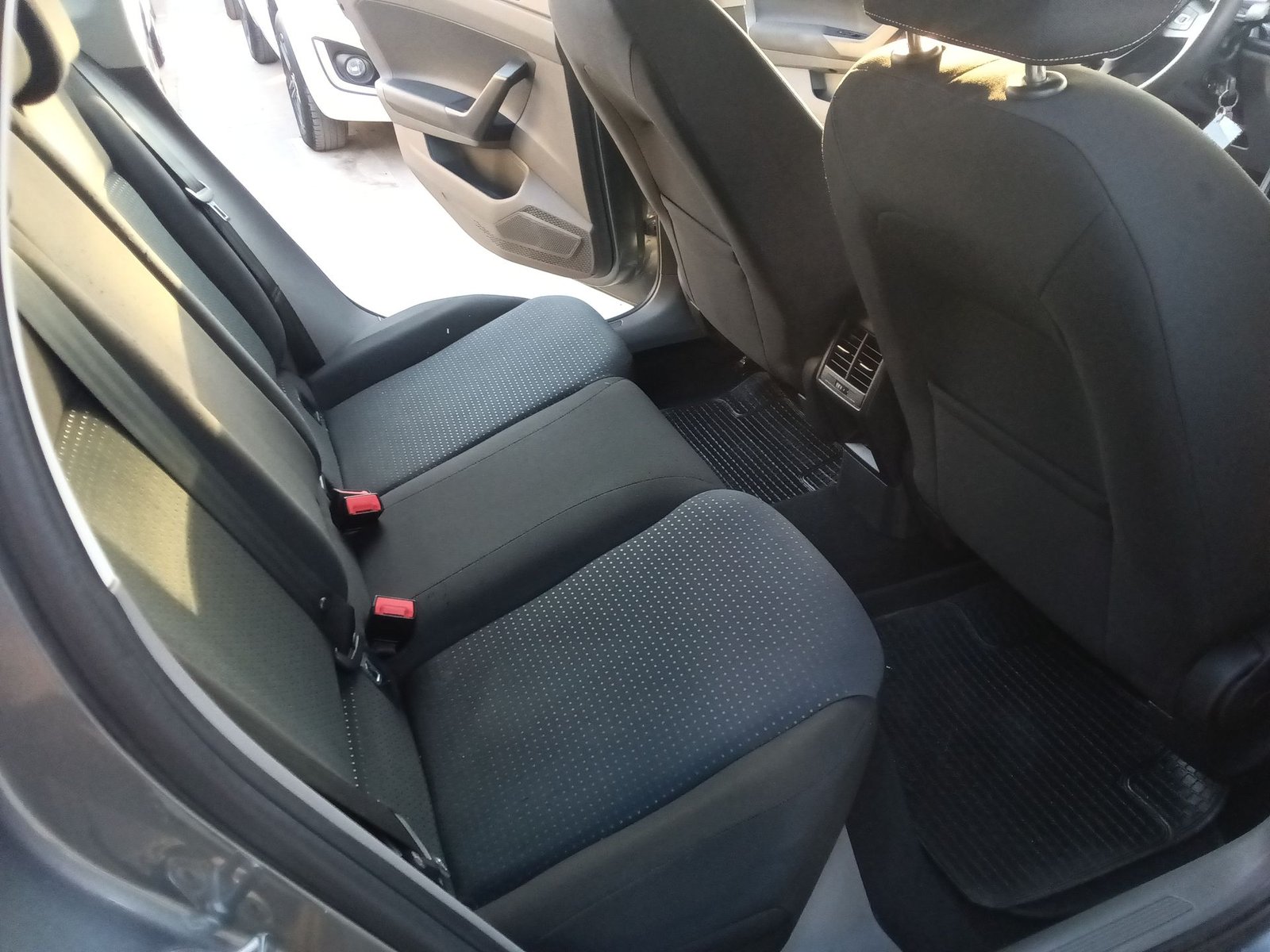 Volkswagen VIRTUS OTTO 1.6 2019 - Imagen 12 de 20