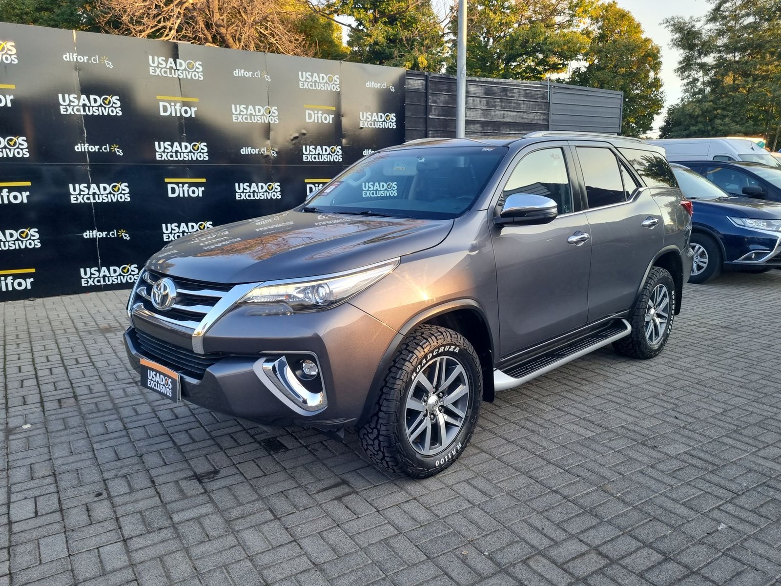 Toyota FORTUNER SRX 4X4 2.7 AUT 2019 - Imagen 4 de 20