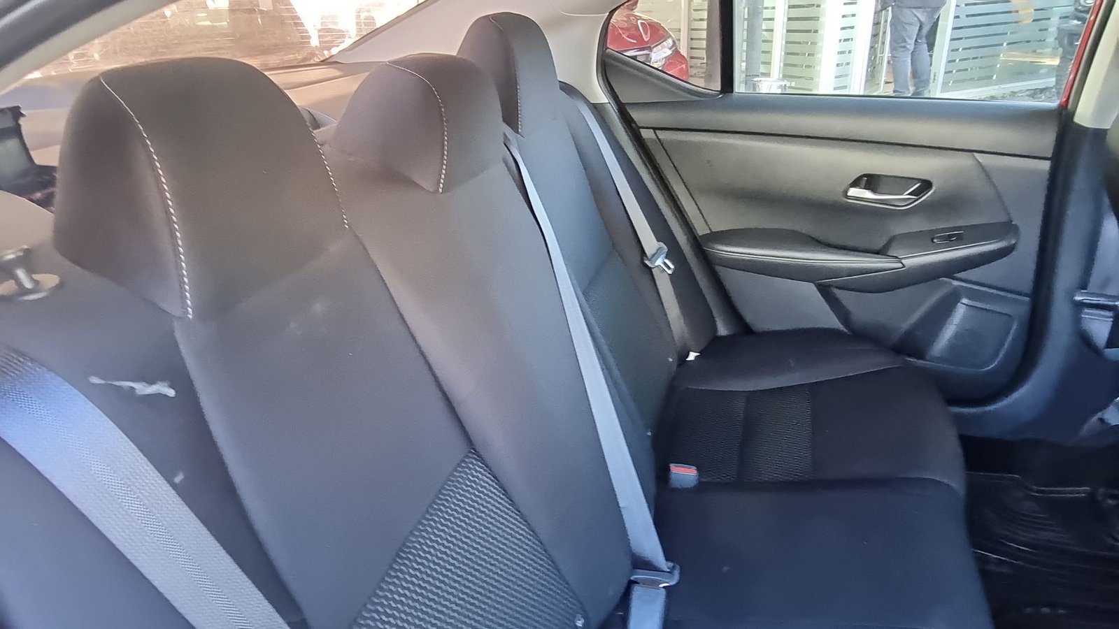 Nissan SENTRA MT 2.0 2023 - Imagen 19 de 20