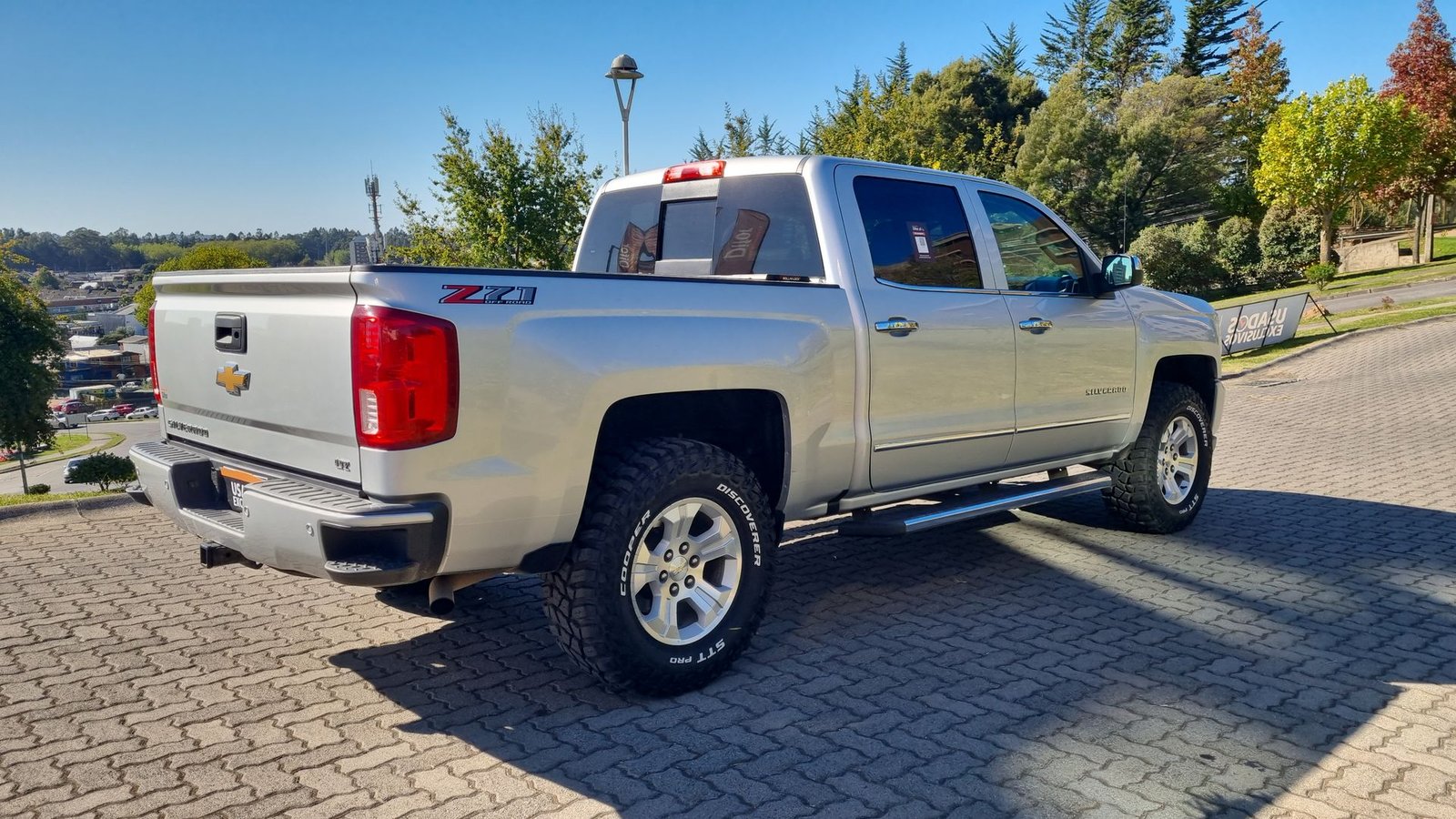 Chevrolet SILVERADO DCAB 4X4 5.3 AUT 2018 - Imagen 11 de 20