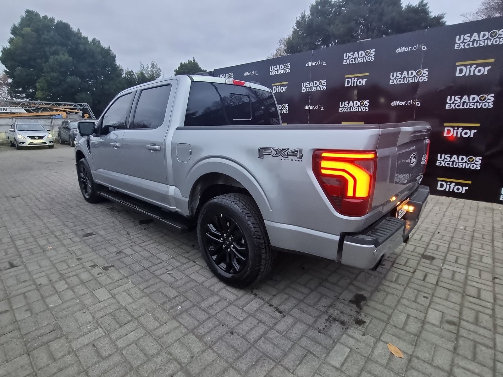 Ford F-150 F150 LARIAT BLACK 4X4 5.0 AUT 2025 - Imagen 6 de 20