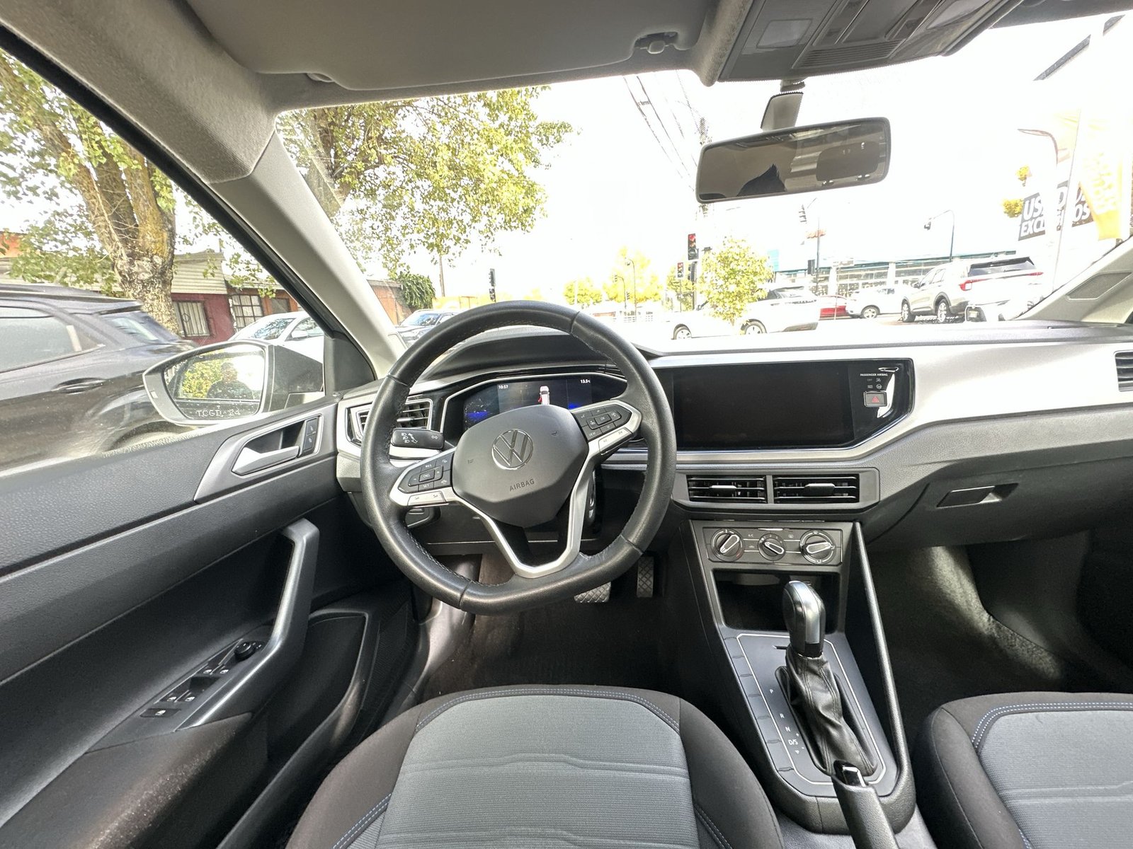 Volkswagen NIVUS TSI 1.0 AUT 2023 - Imagen 11 de 20