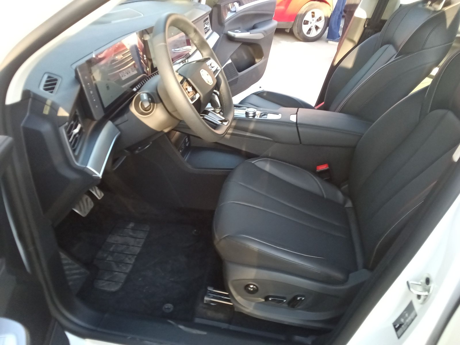 Mg RX9 4X4 2.0 AUT 2025 - Imagen 15 de 15