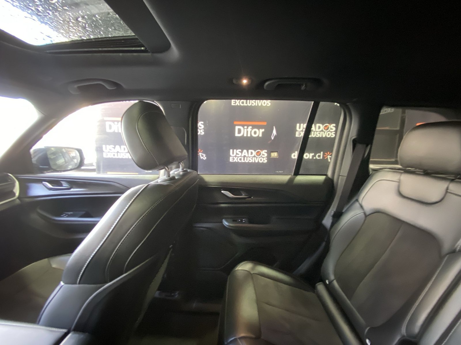 Jeep GRAND CHEROKEE 2024 - Imagen 16 de 20