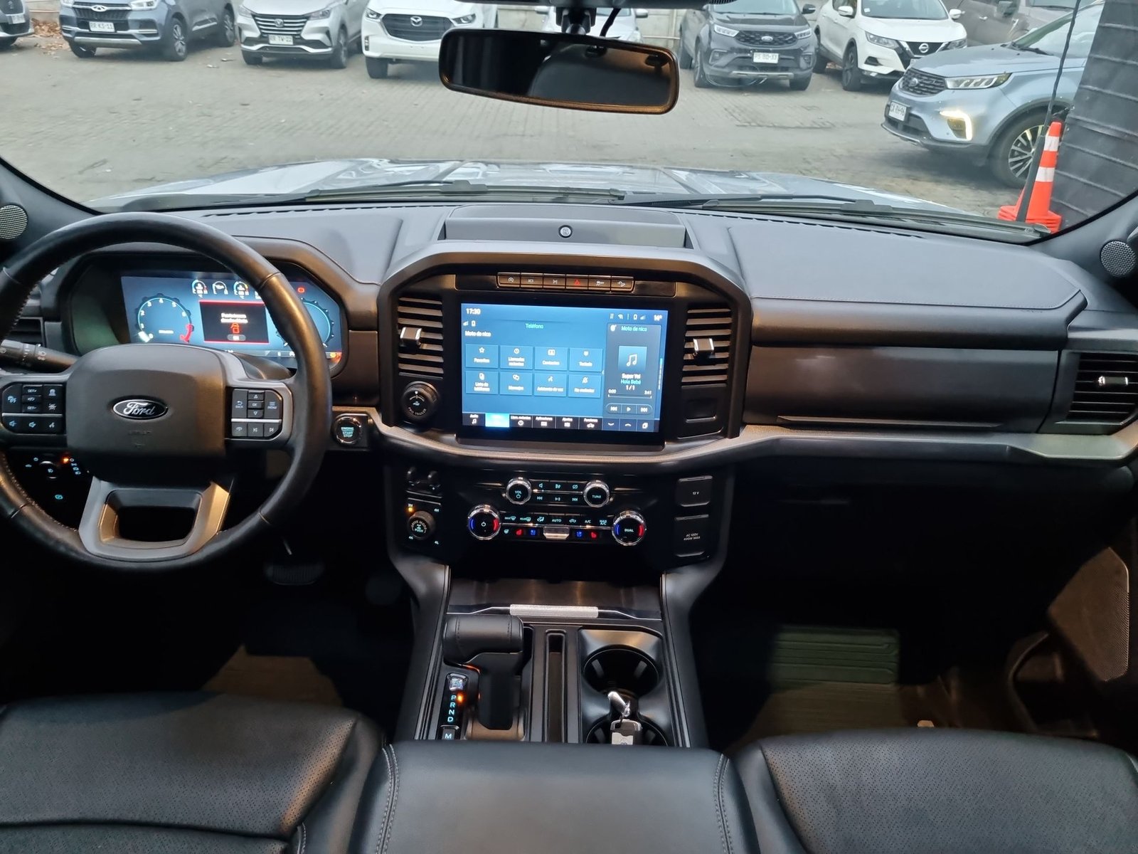Ford F-150 F150 LARIAT BLACK 4X4 5.0 AUT 2025 - Imagen 10 de 20