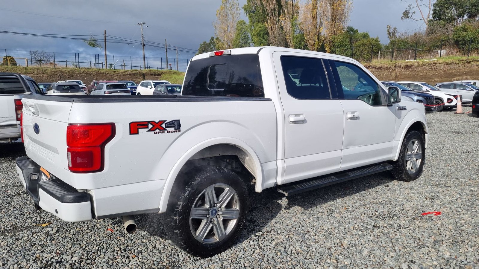 Ford F-150 F150 LARIAT SPORT DCAB 4X4 5.0 AUT 2018 - Imagen 3 de 20