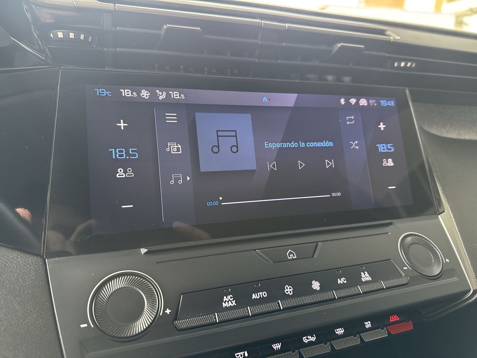 Peugeot 308 BLUEHDI 1.5 AUT 2024 - Imagen 16 de 20