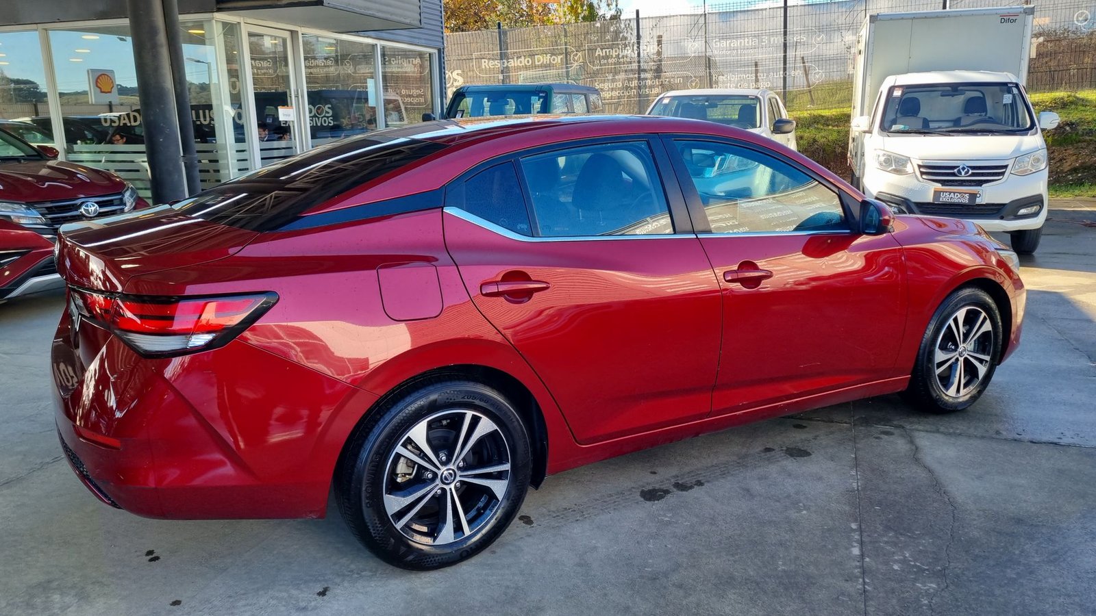 Nissan SENTRA MT 2.0 2023 - Imagen 3 de 20