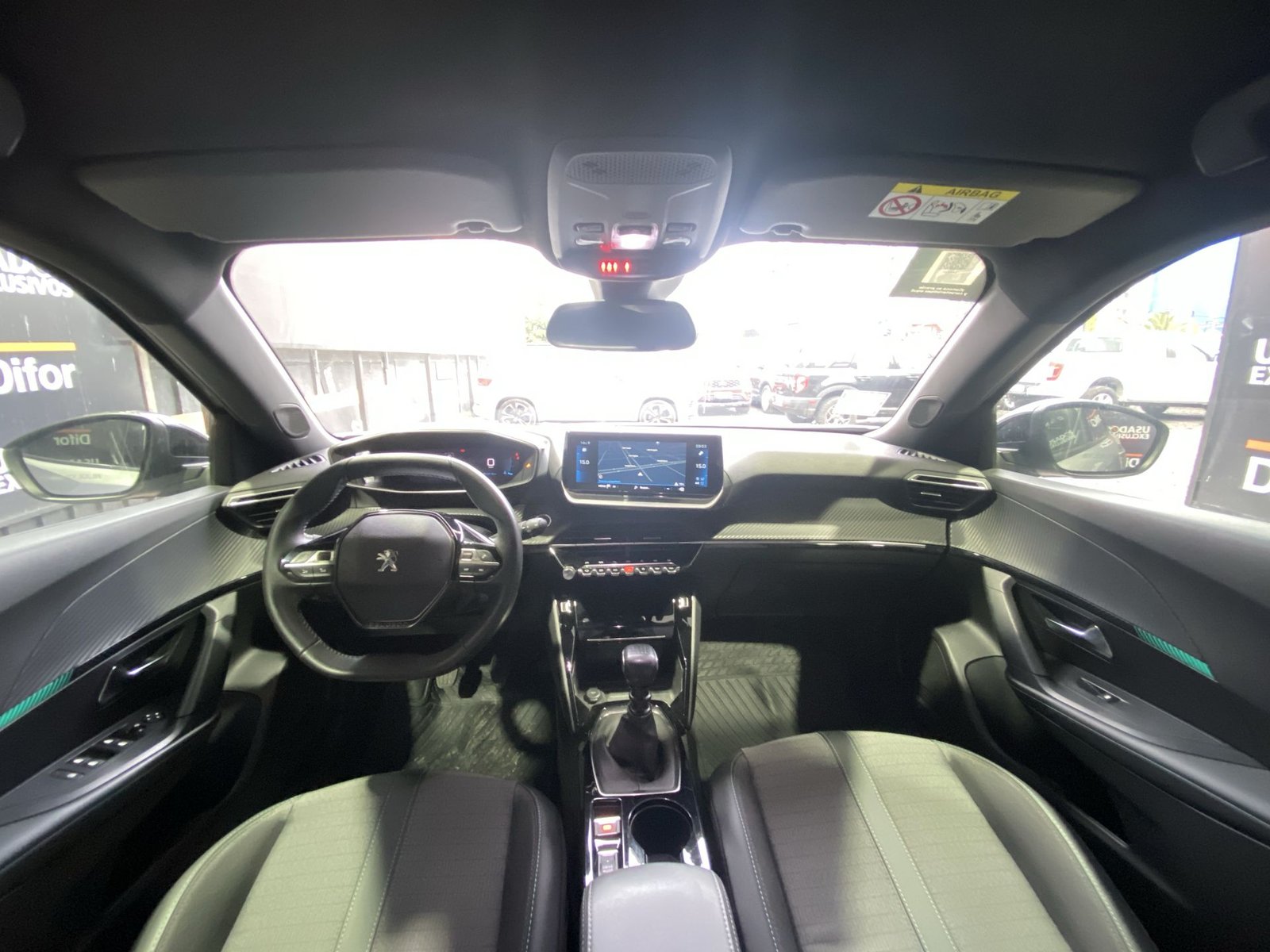 Peugeot 2008 PURETECH 130 4X2 1.2 2023 - Imagen 14 de 20