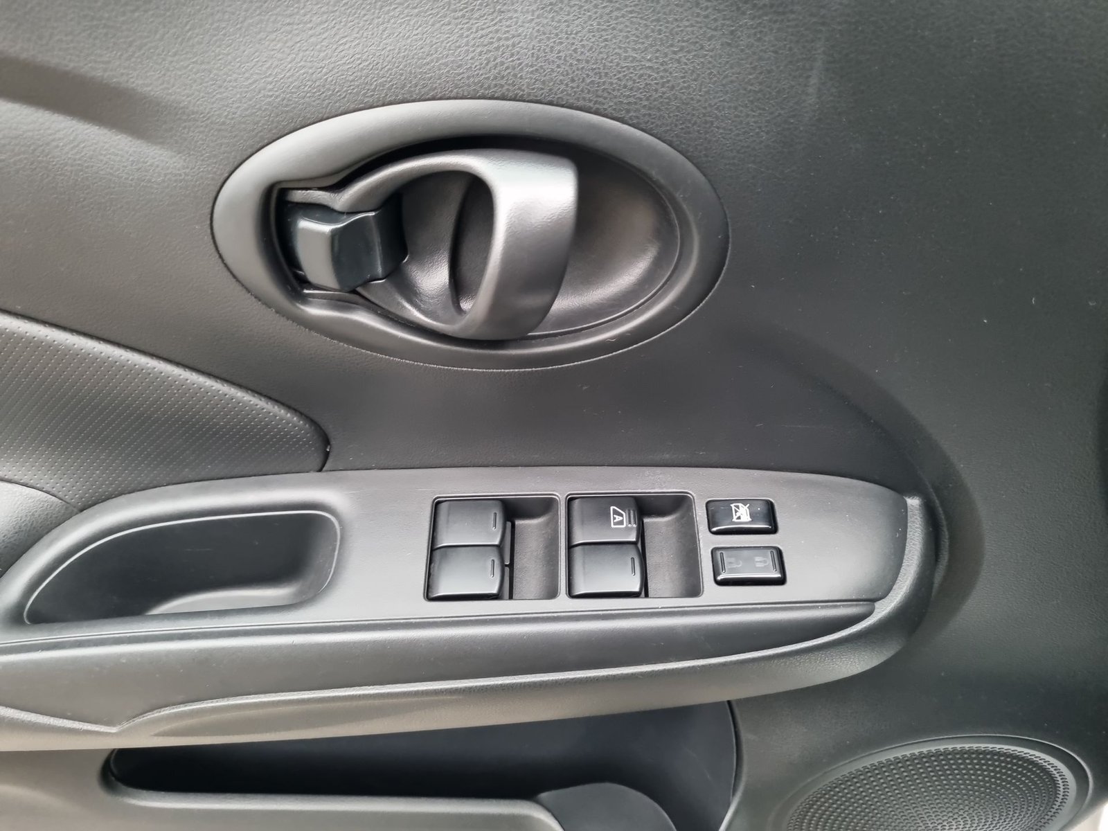 Nissan VERSA 2019 - Imagen 19 de 20