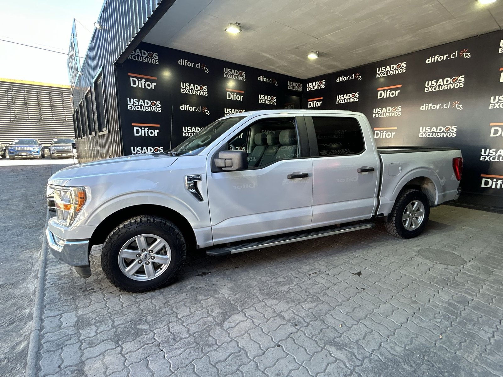 Ford F-150 2023 - Imagen 6 de 20
