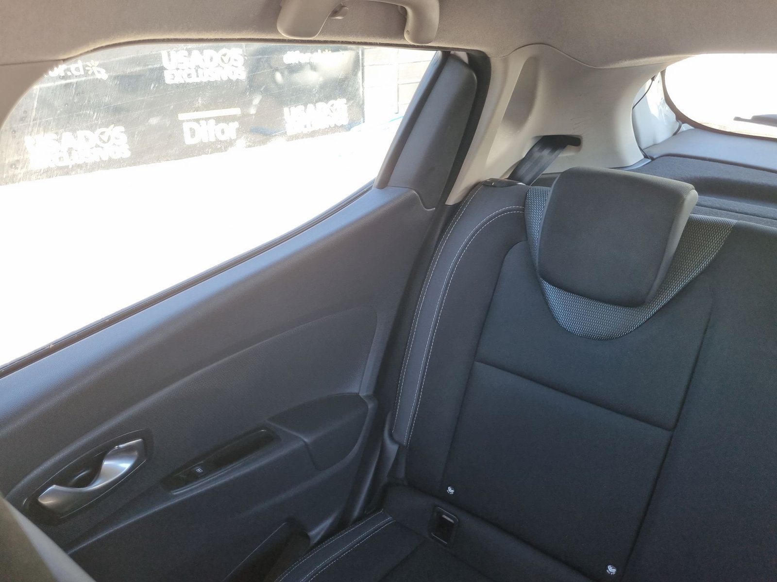 Renault CLIO HB EXPRESSION 1.2 2017 - Imagen 12 de 20