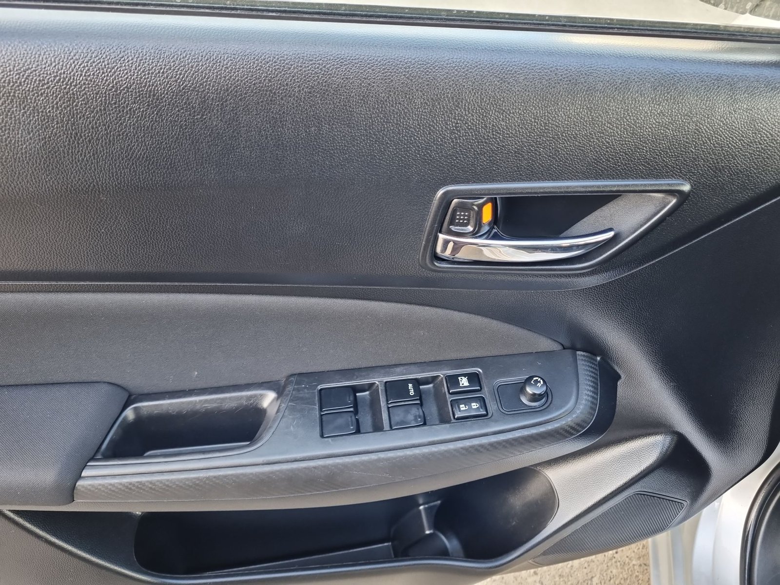 Suzuki SWIFT GL SPORT 1.2 2024 - Imagen 19 de 20