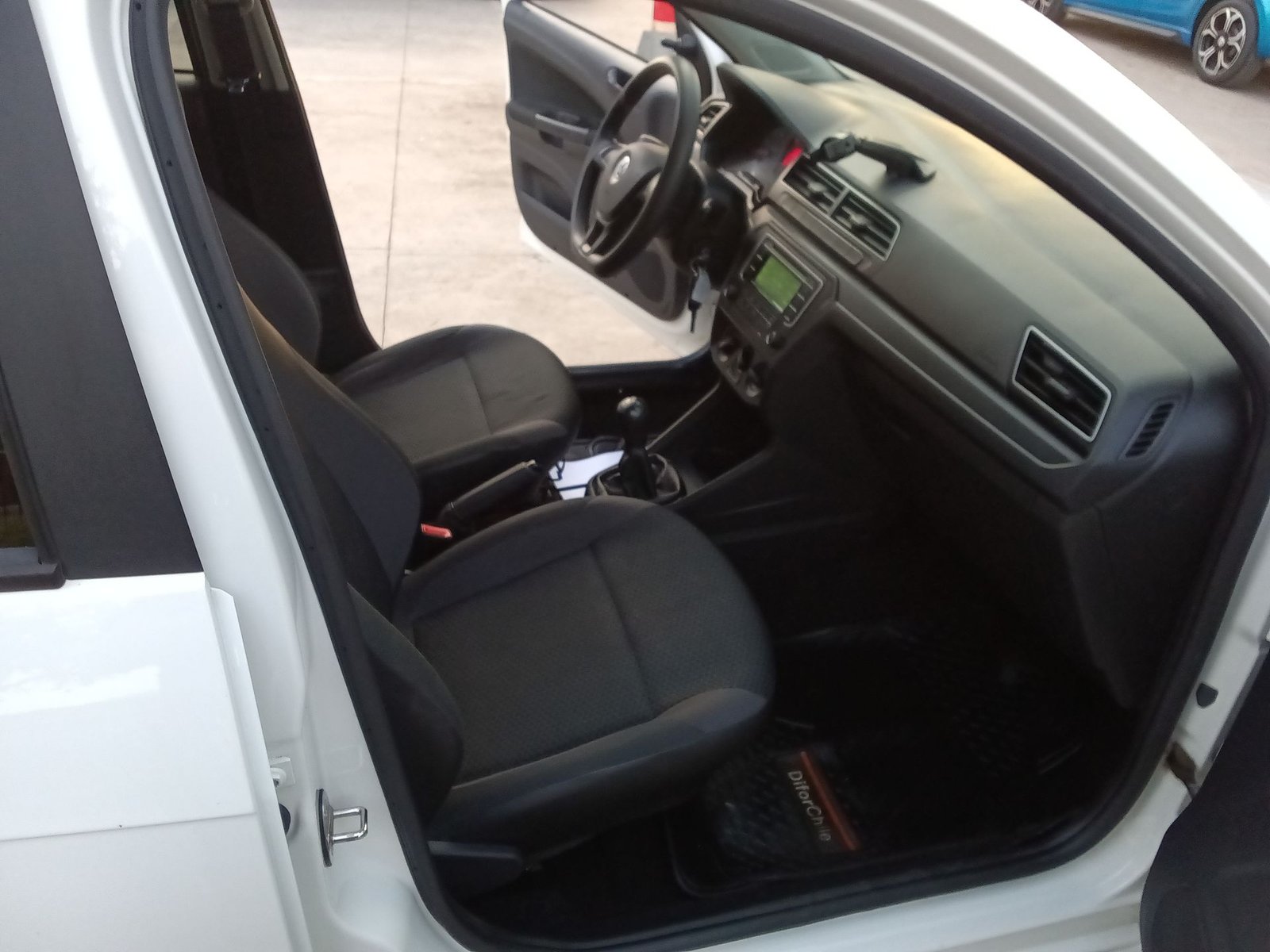 Volkswagen GOL HB 1.6 2022 - Imagen 11 de 15