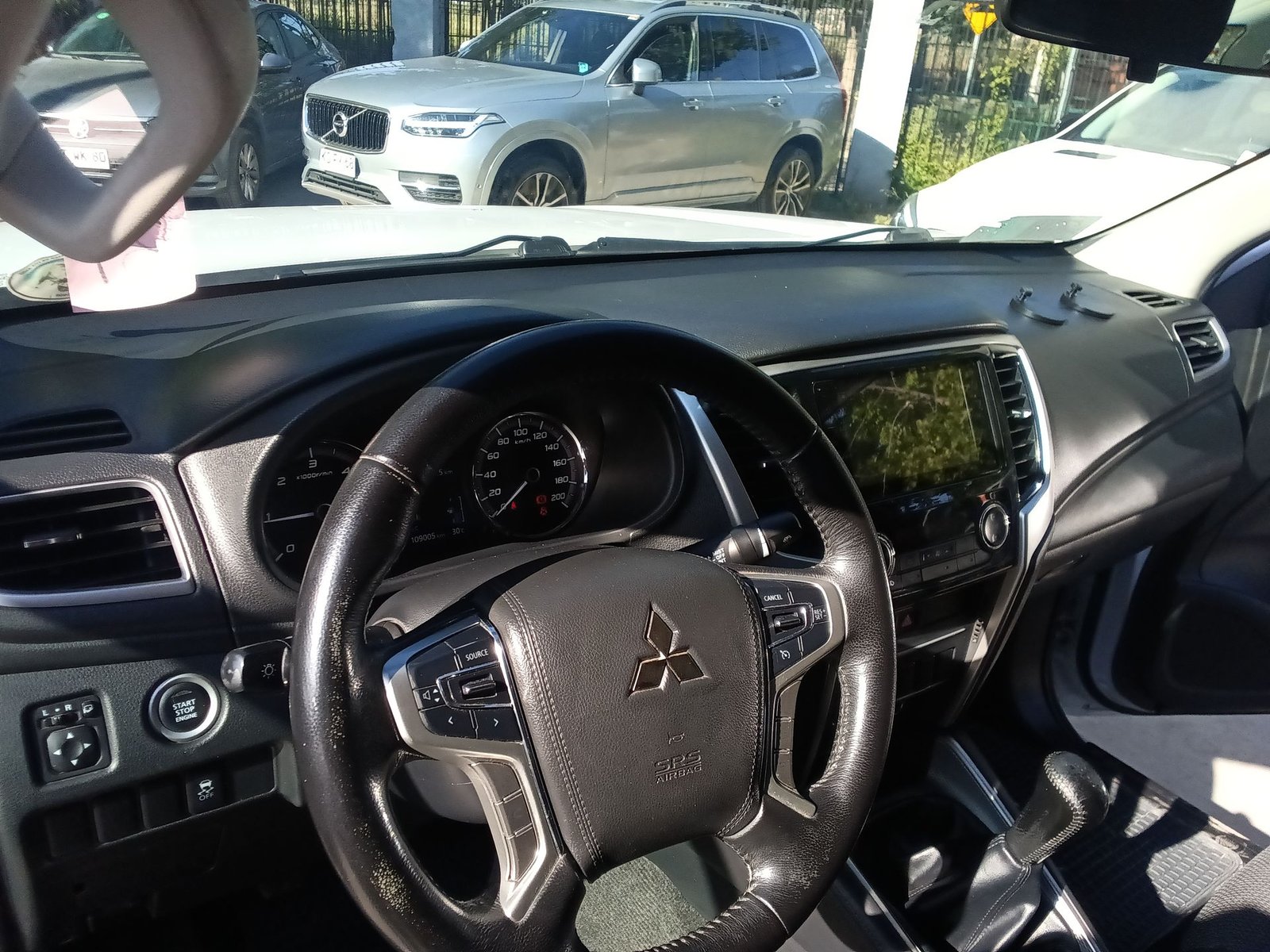 Mitsubishi L200 DAKAR 4X4 2.4 2023 - Imagen 10 de 20