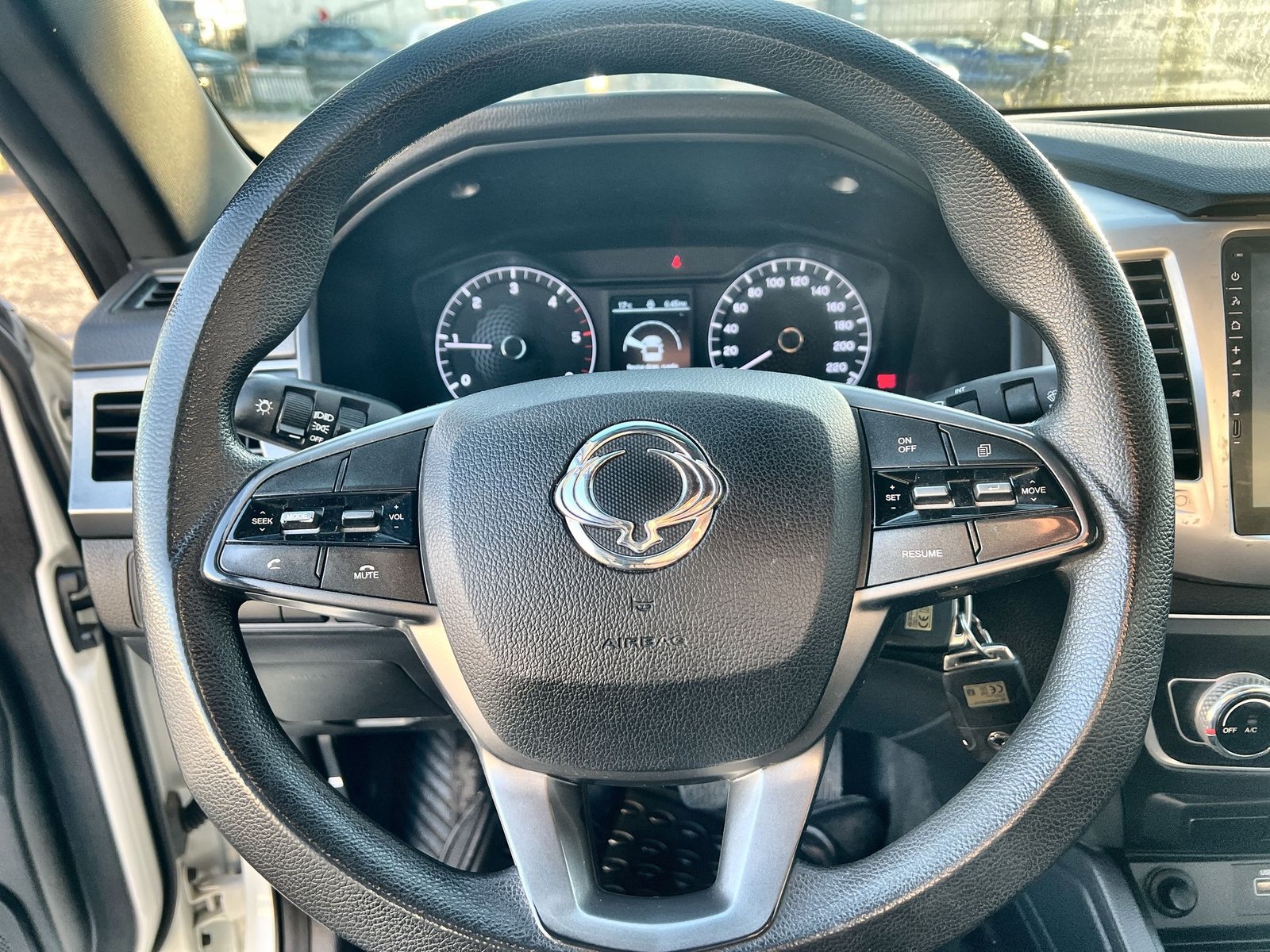 Ssangyong MUSSO 2024 - Imagen 12 de 15