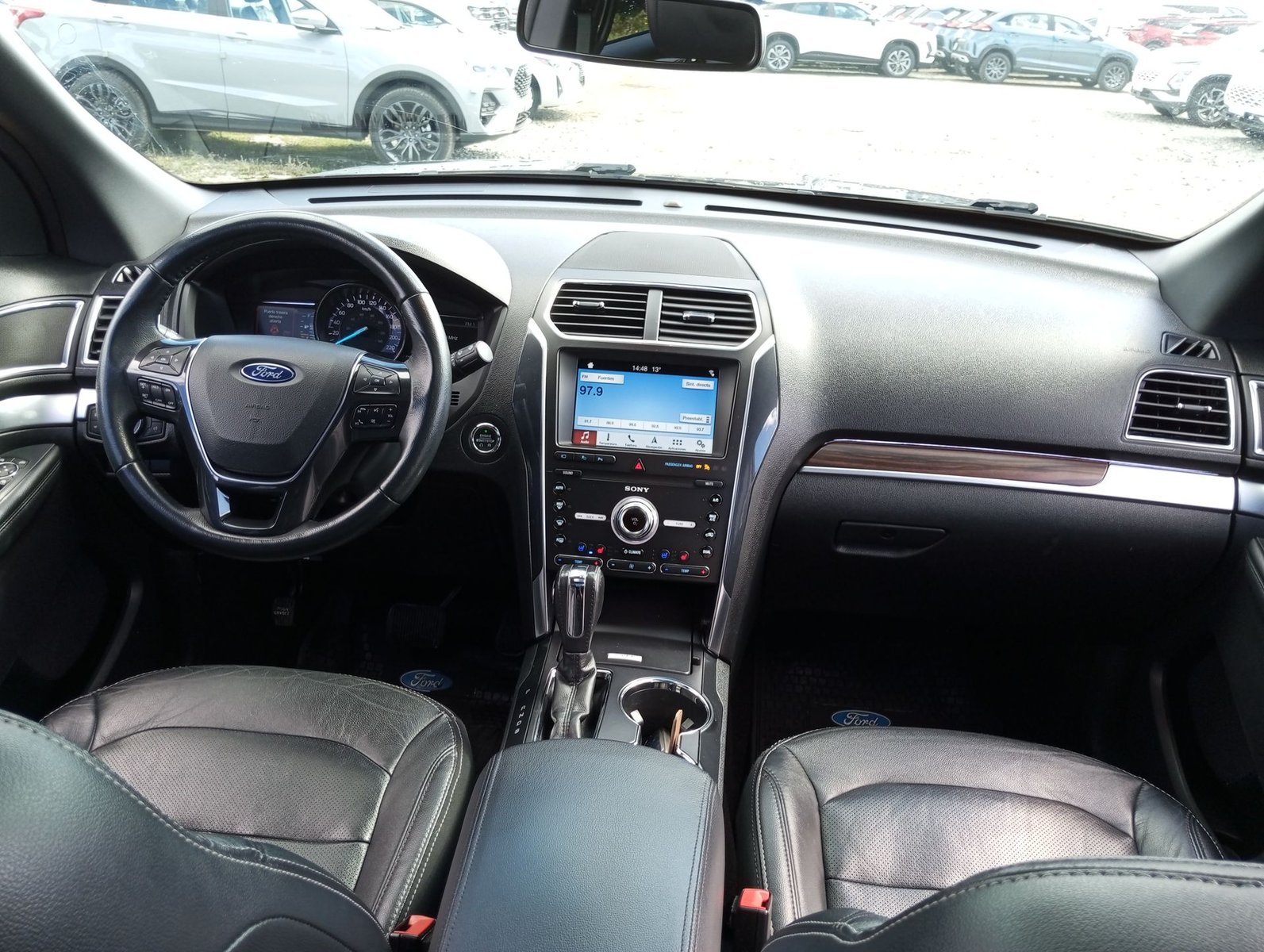 Ford EXPLORER LTD 4X4 2.3 AUT 2019 - Imagen 14 de 15