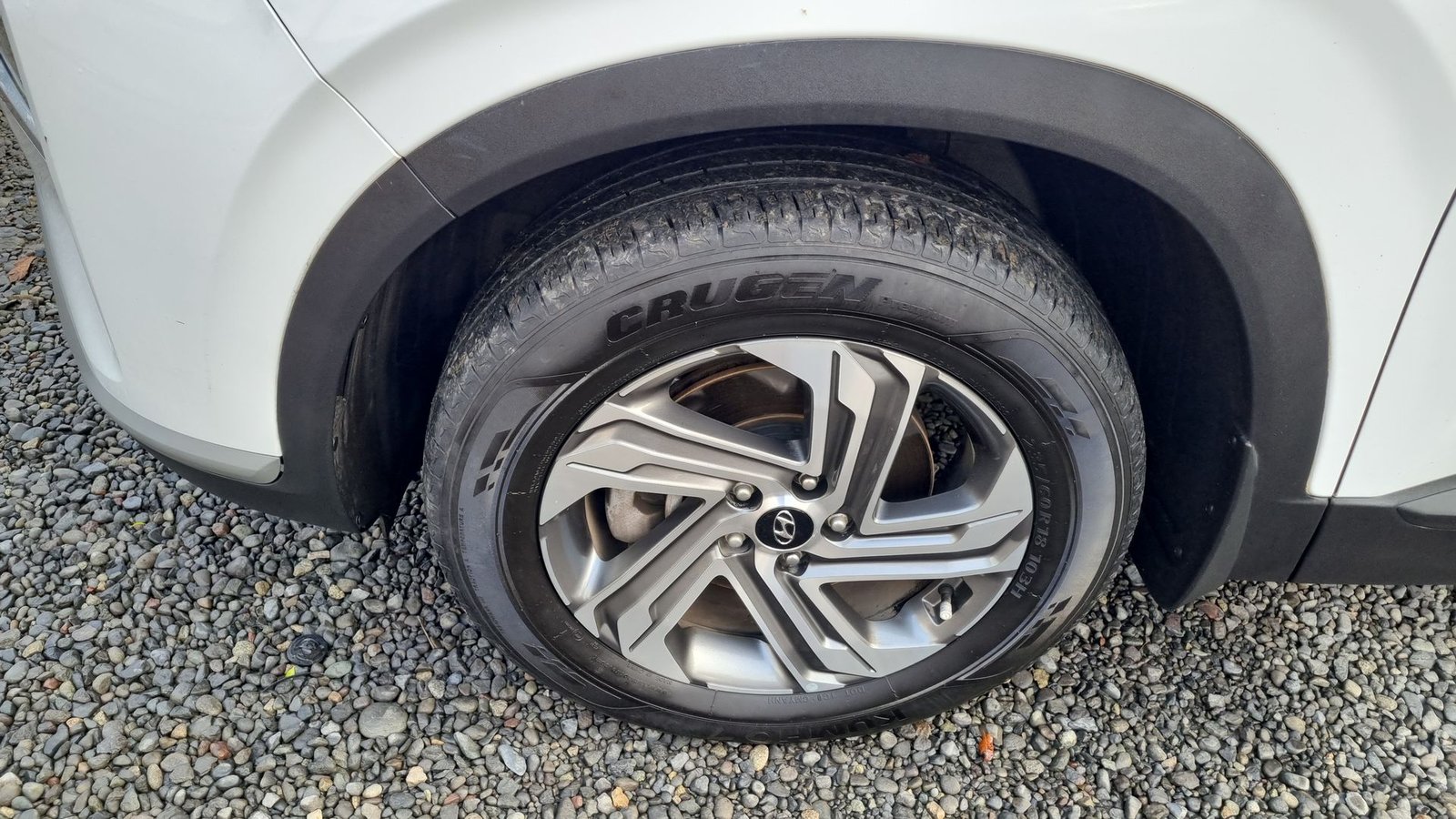 Hyundai SANTA FE MPI 4WD 2.5 AUT 2024 - Imagen 18 de 20
