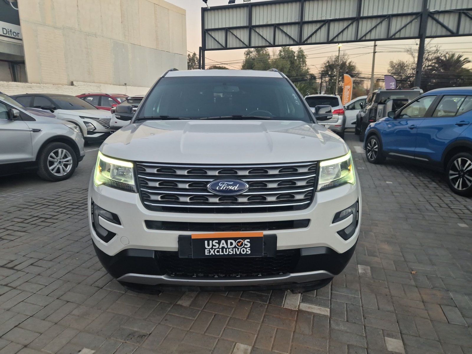 Ford EXPLORER XLT 3.5 AUT 2017 - Imagen 3 de 15