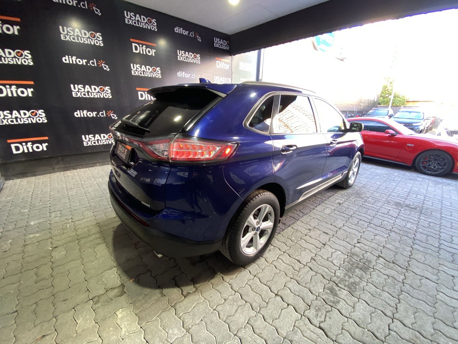 Ford EDGE FWD 2.0 AUT 2017 - Imagen 11 de 20