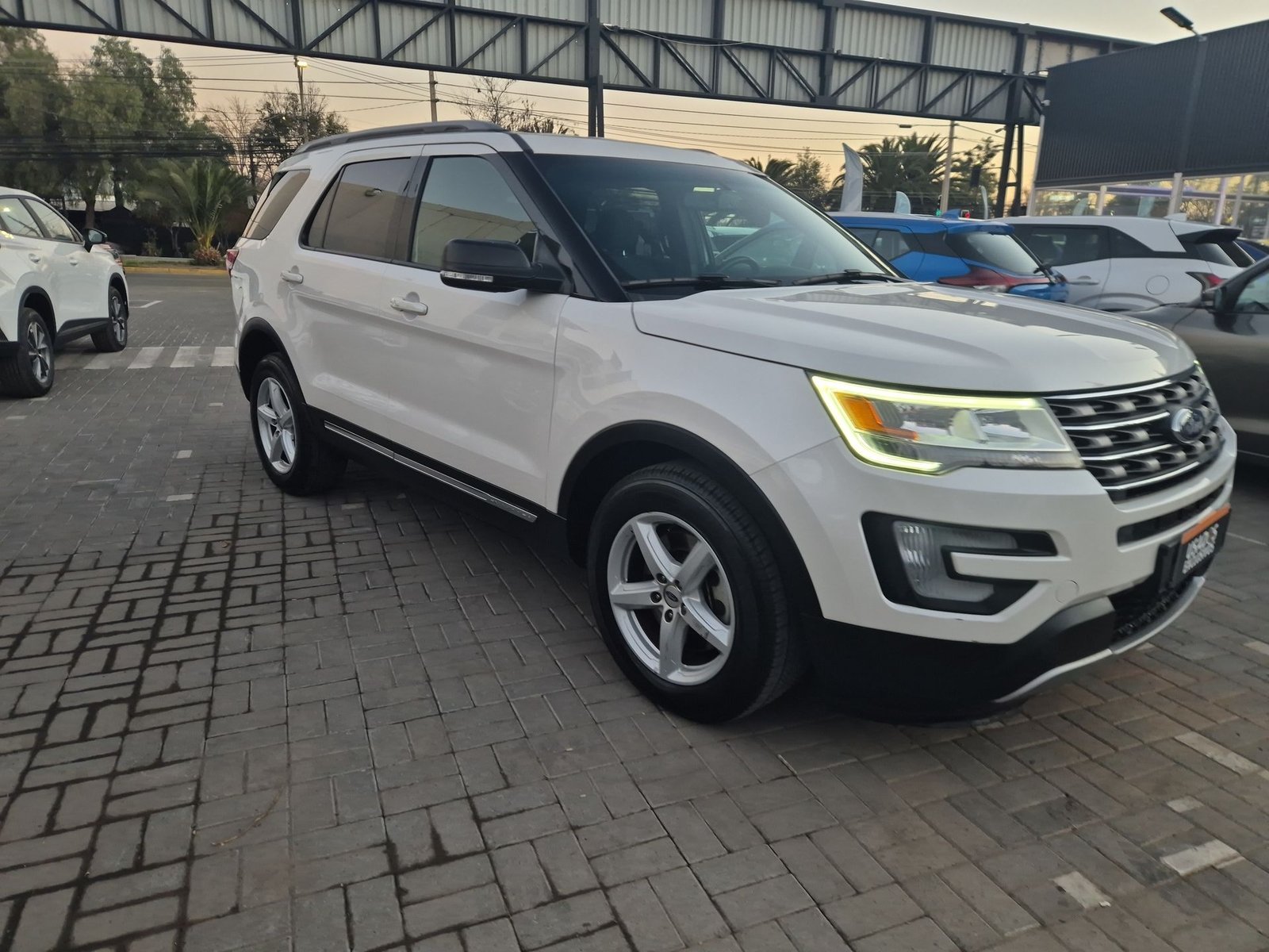 Ford EXPLORER XLT 3.5 AUT 2017 - Imagen 13 de 15