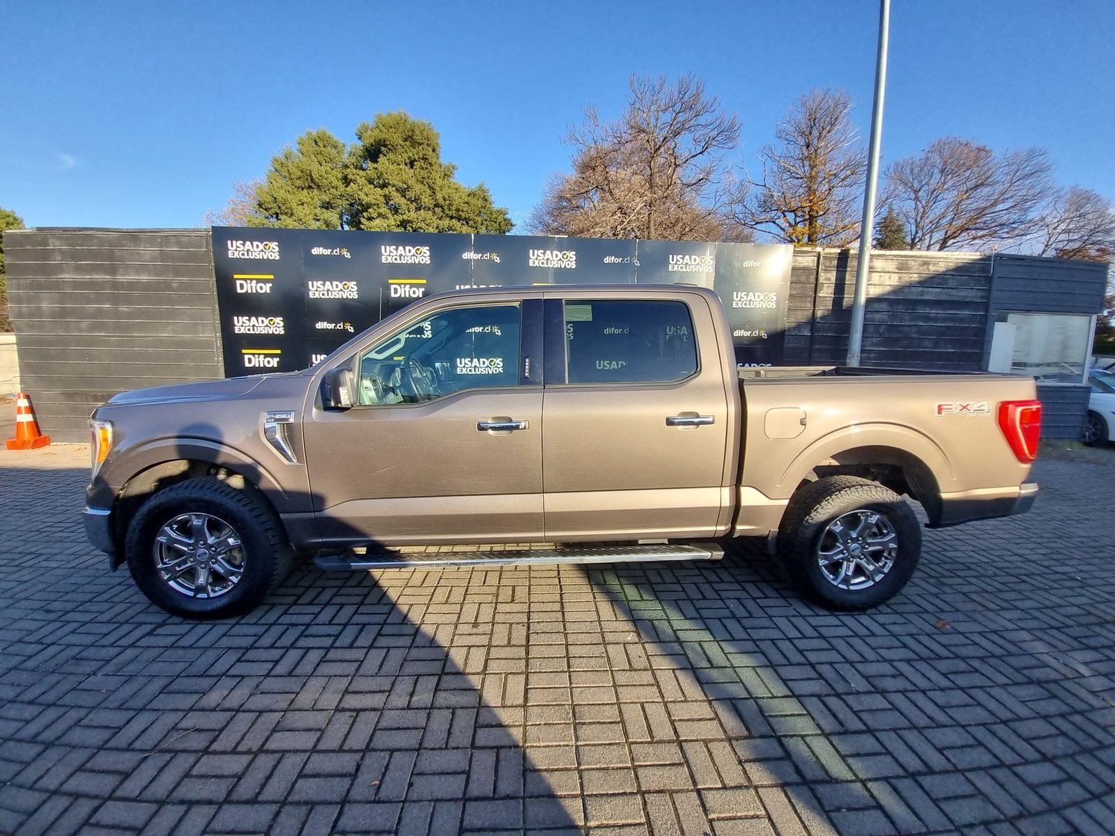 Ford F-150 F150 XLT 4X4 5.0L AUT 2024 - Imagen 5 de 15