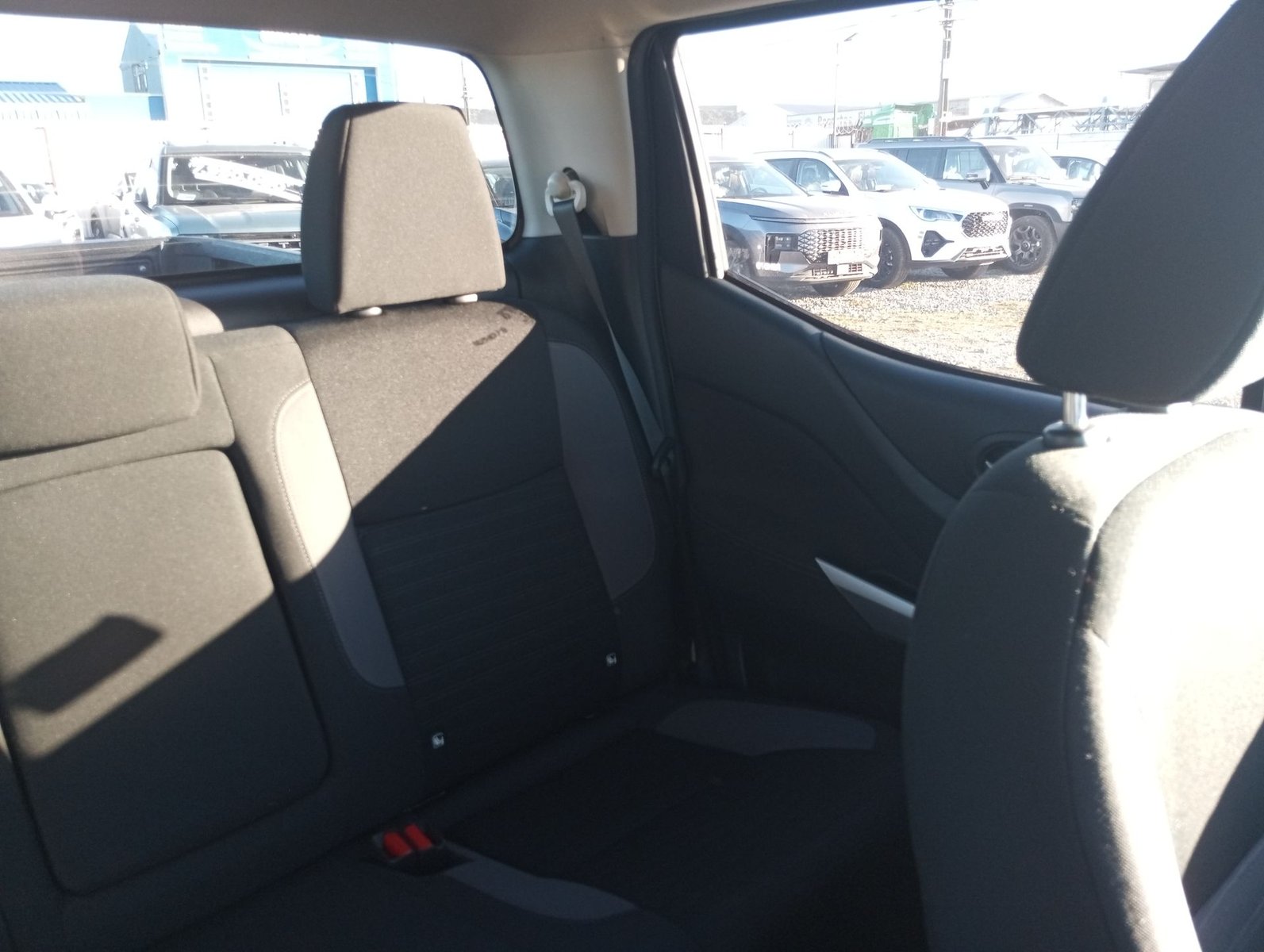 Nissan NAVARA D CAB 2.3 2022 - Imagen 12 de 20
