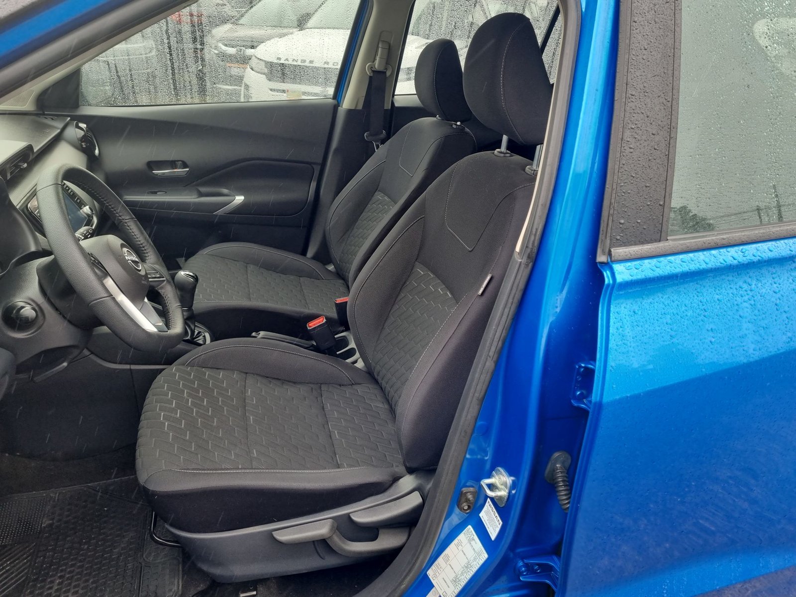 Nissan KICKS 1.6 2023 - Imagen 17 de 20