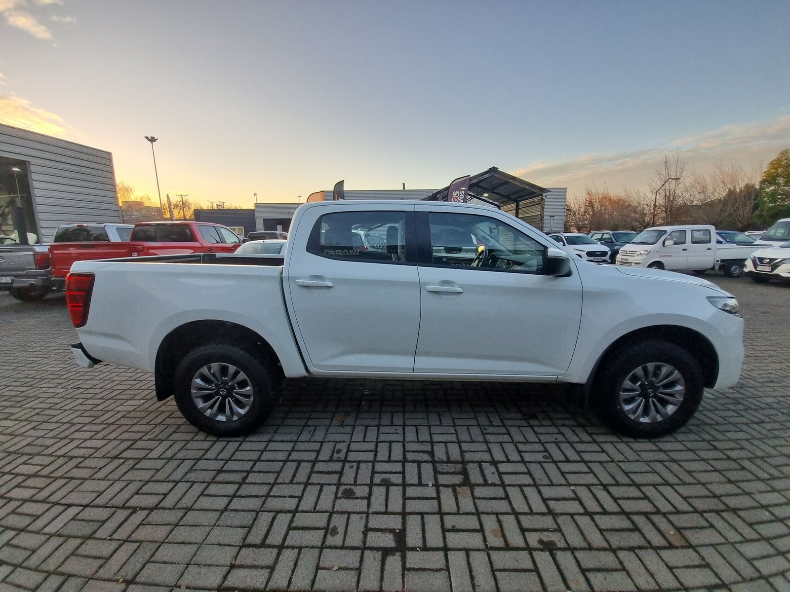 Mazda BT-50 2024 - Imagen 9 de 15
