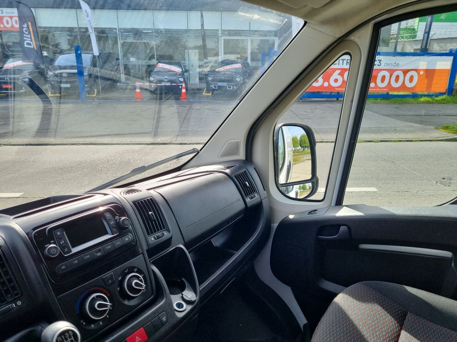Citroen JUMPER L2H2 BLUEHDI 165 2.2 2025 - Imagen 19 de 20