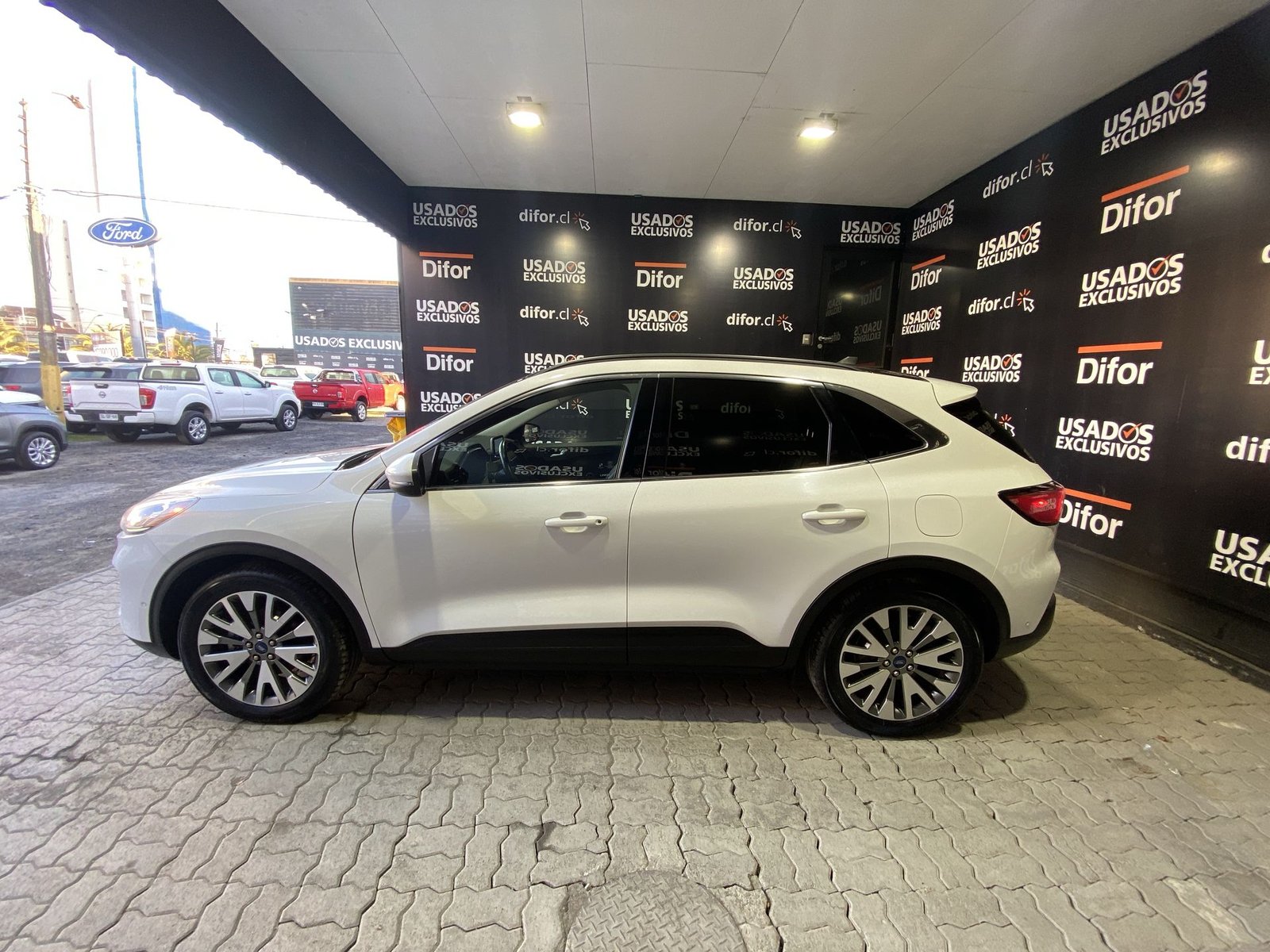 Ford ESCAPE NEW ESCAPE TITANIUM AWD CVT 2.5 2021 - Imagen 6 de 20