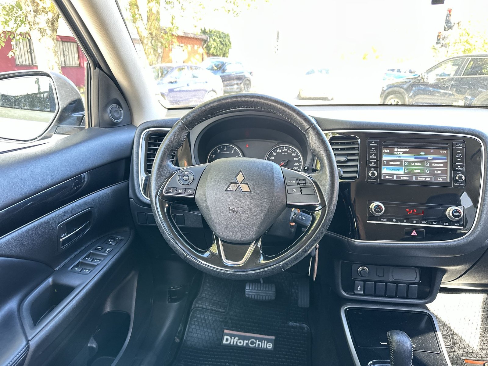 Mitsubishi OUTLANDER CVT 2.0 AUT 2023 - Imagen 14 de 20